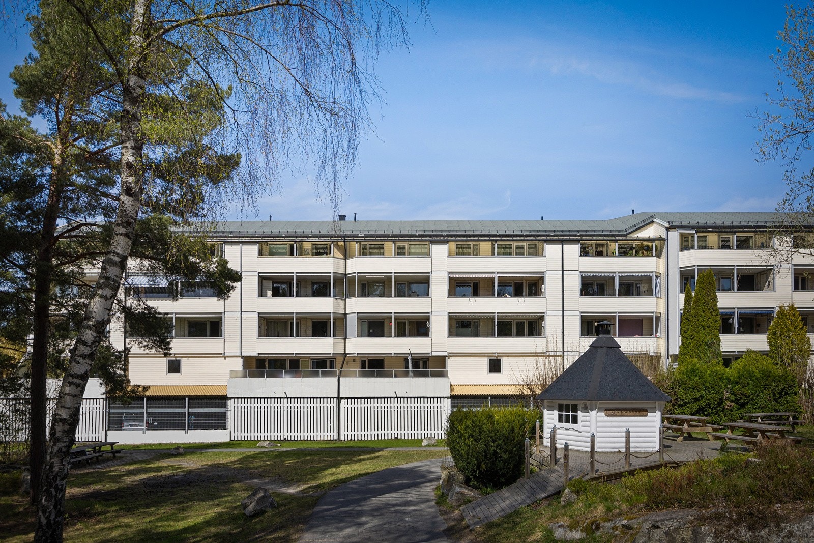 Grensen Borettslag består av 199 leiligheter fordelt på rekkehus og flermannsboliger. Galleribilde