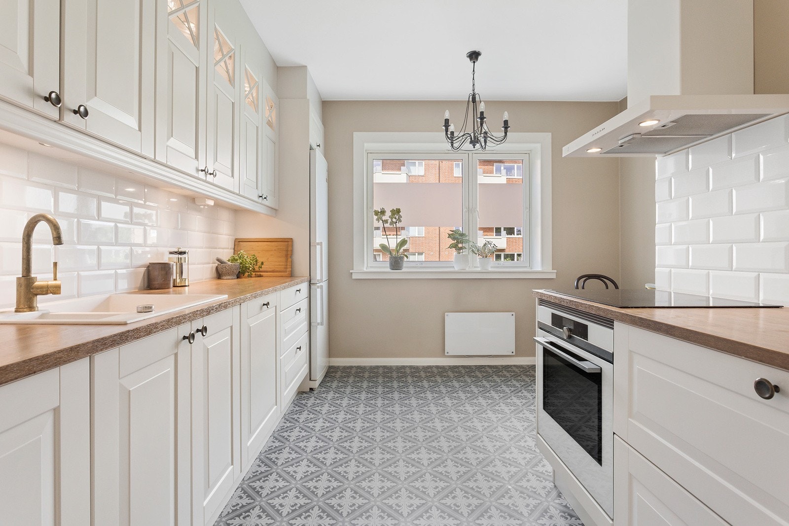 Romslig kjøkken fra 2020 Galleribilde