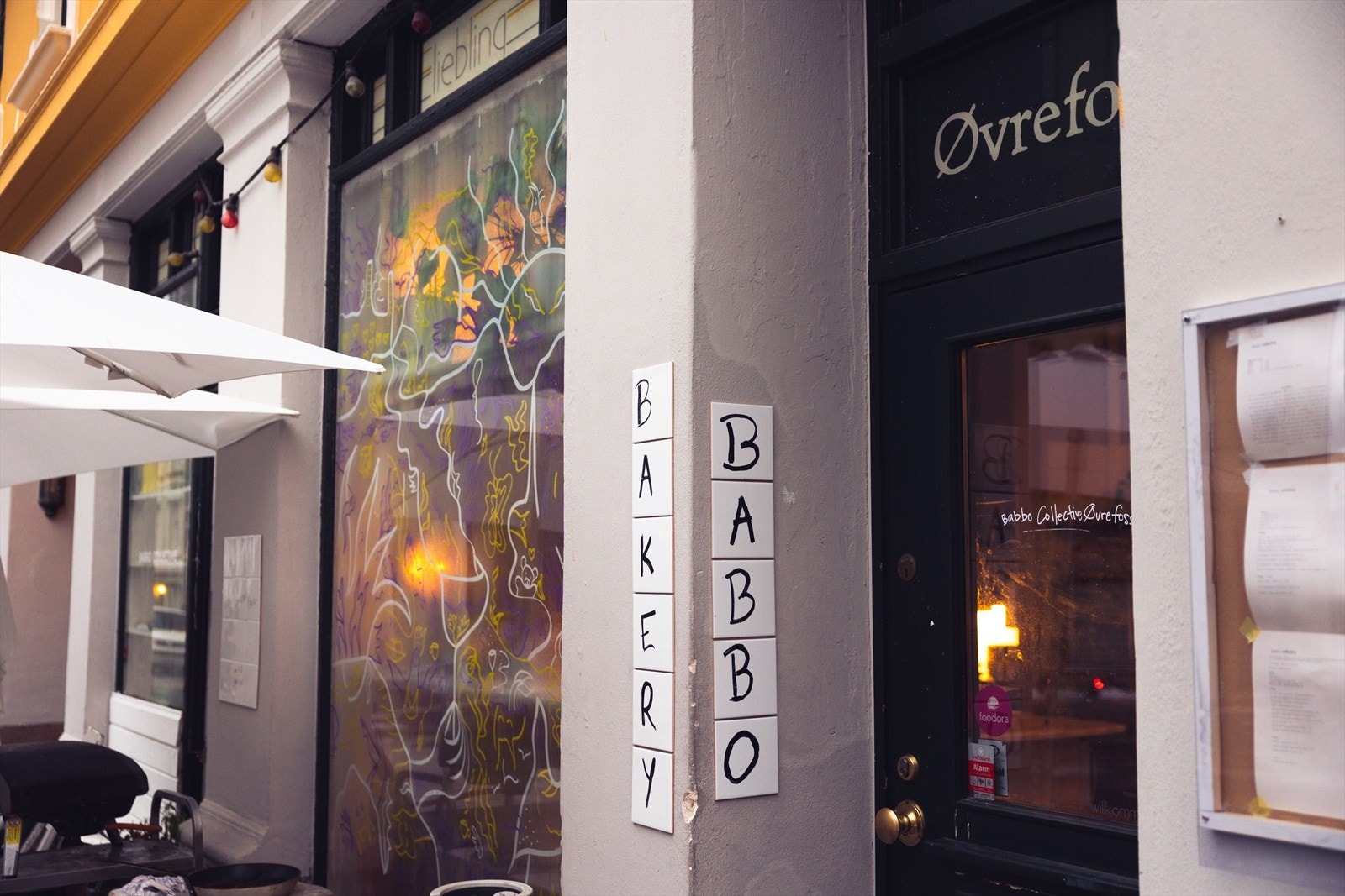 Områdebilde - Leiligheten ligger i nærhet til flere kaféer og bakerier Galleribilde
