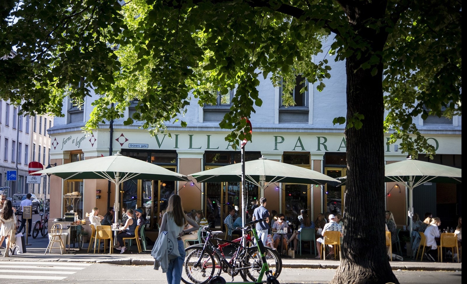 Områdebilde - Her finner du masse hyggelige kafeer og restauranter Galleribilde
