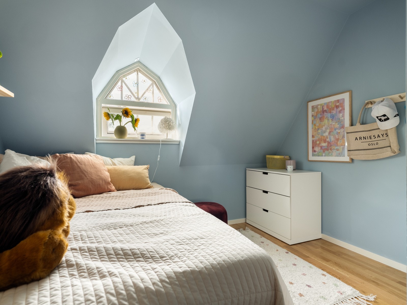 Det ene av to soverom her oppe. Galleribilde