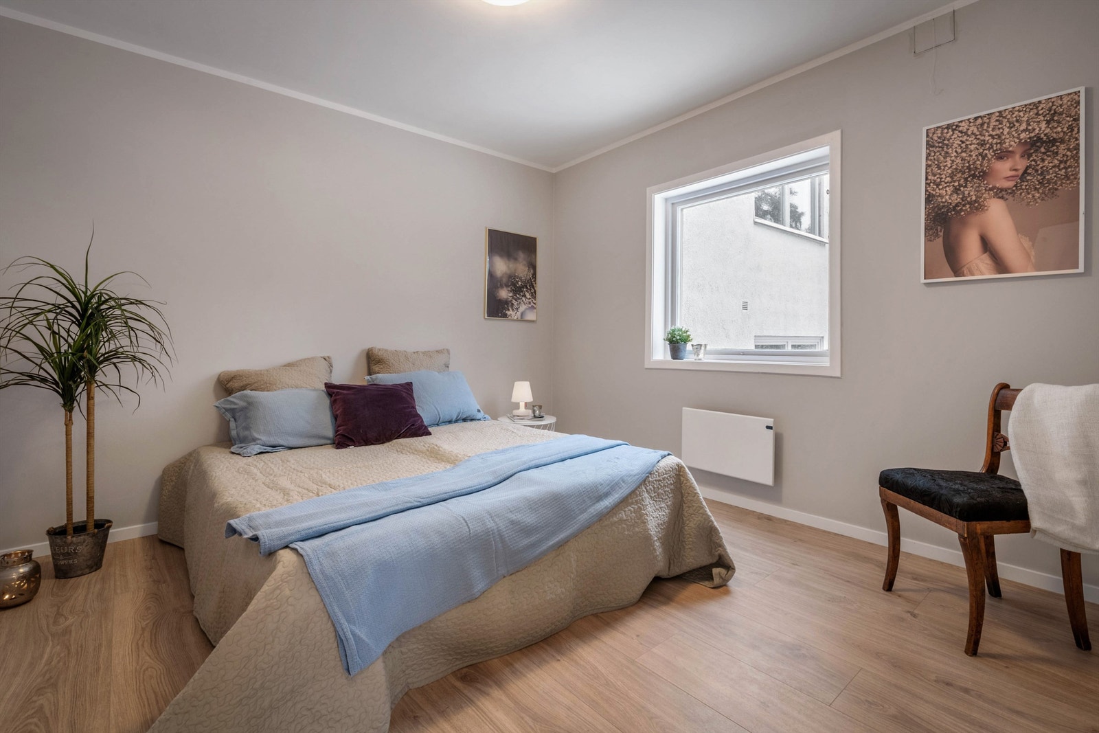 Leiligheten inneholder 2 gode soverom med plass til garderobeskap om ønskelig. Galleribilde