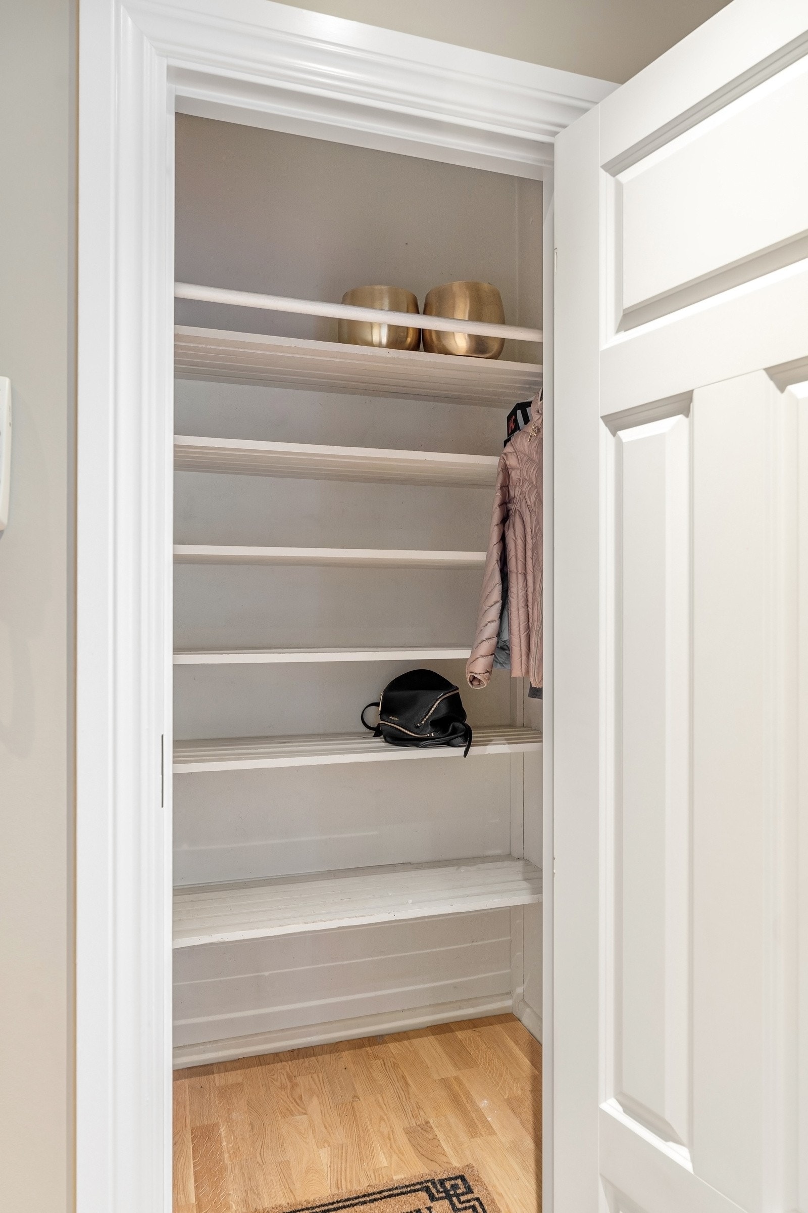 Innvendig bod Galleribilde