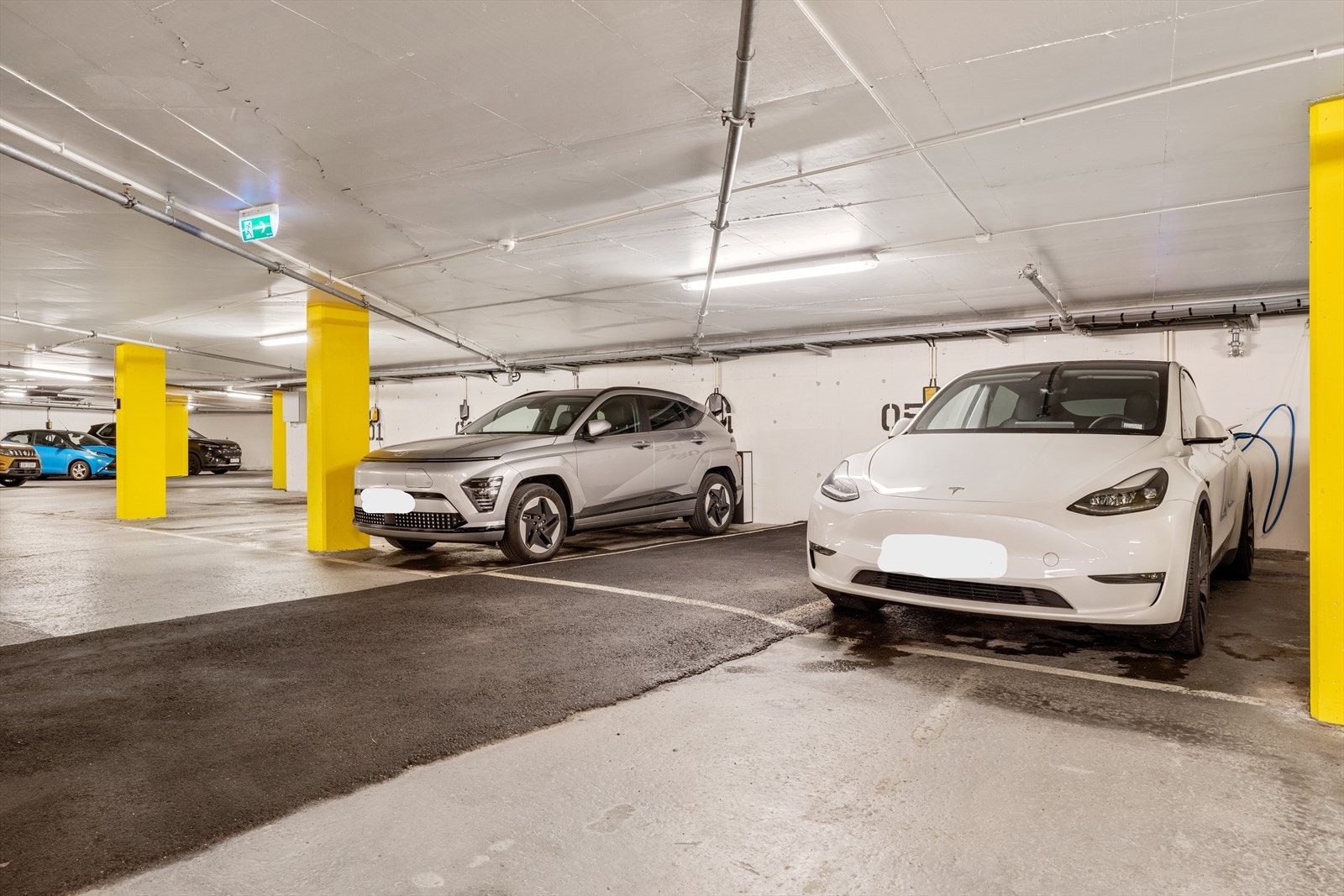 - Egen parkeringsplass i kjeller med el-ladepunkt! - Galleribilde