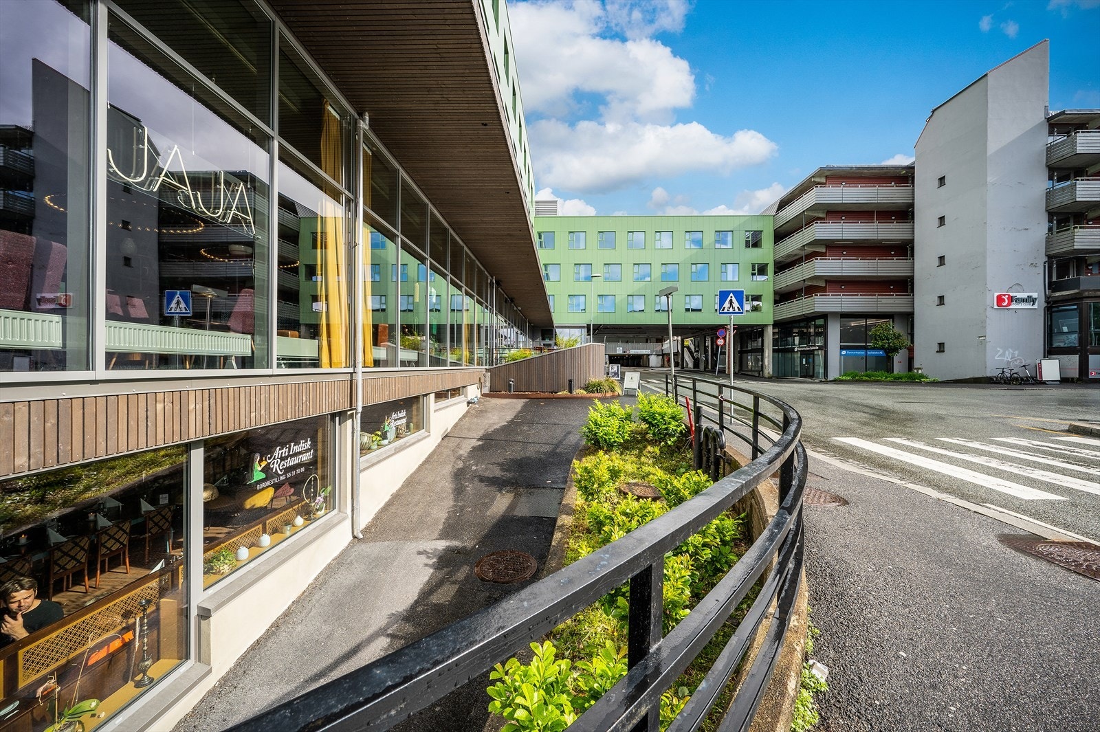 - Gangavstand til alle servicetilbud du trenger i hverdagen! - Galleribilde