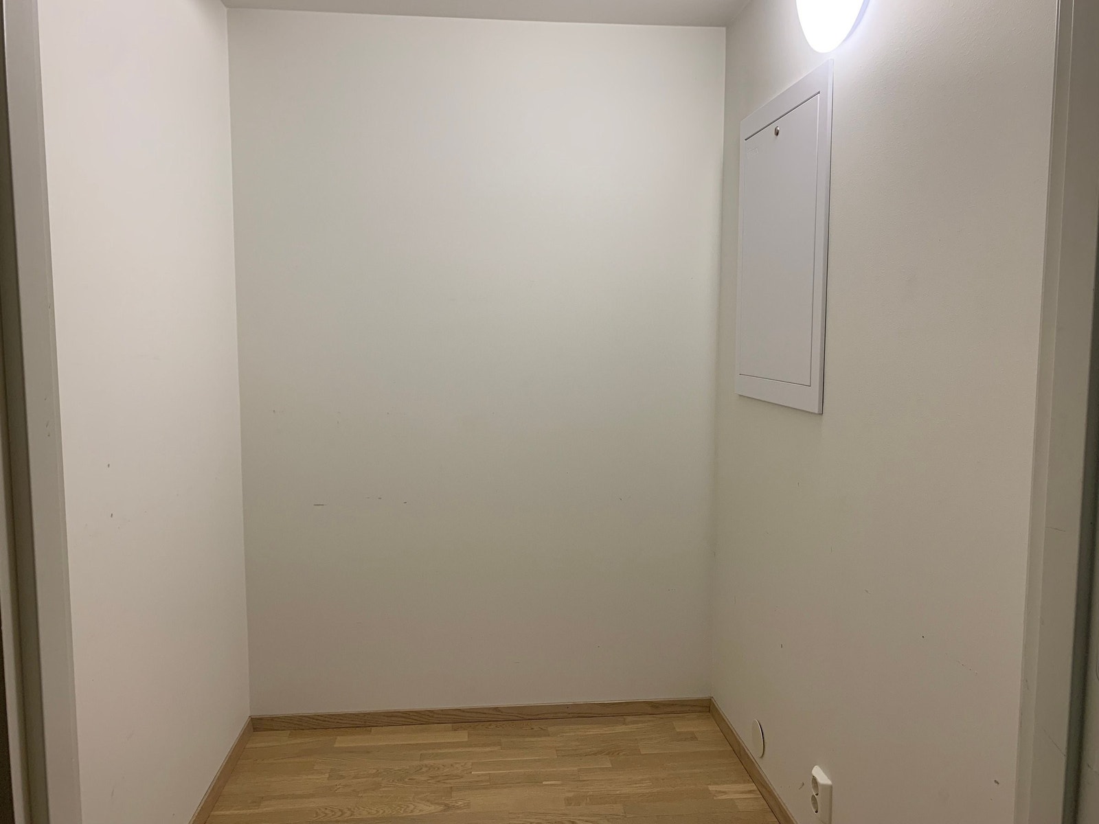 Bod eller eventuelt kles skap hvis soverommet blir delt i 2 Galleribilde