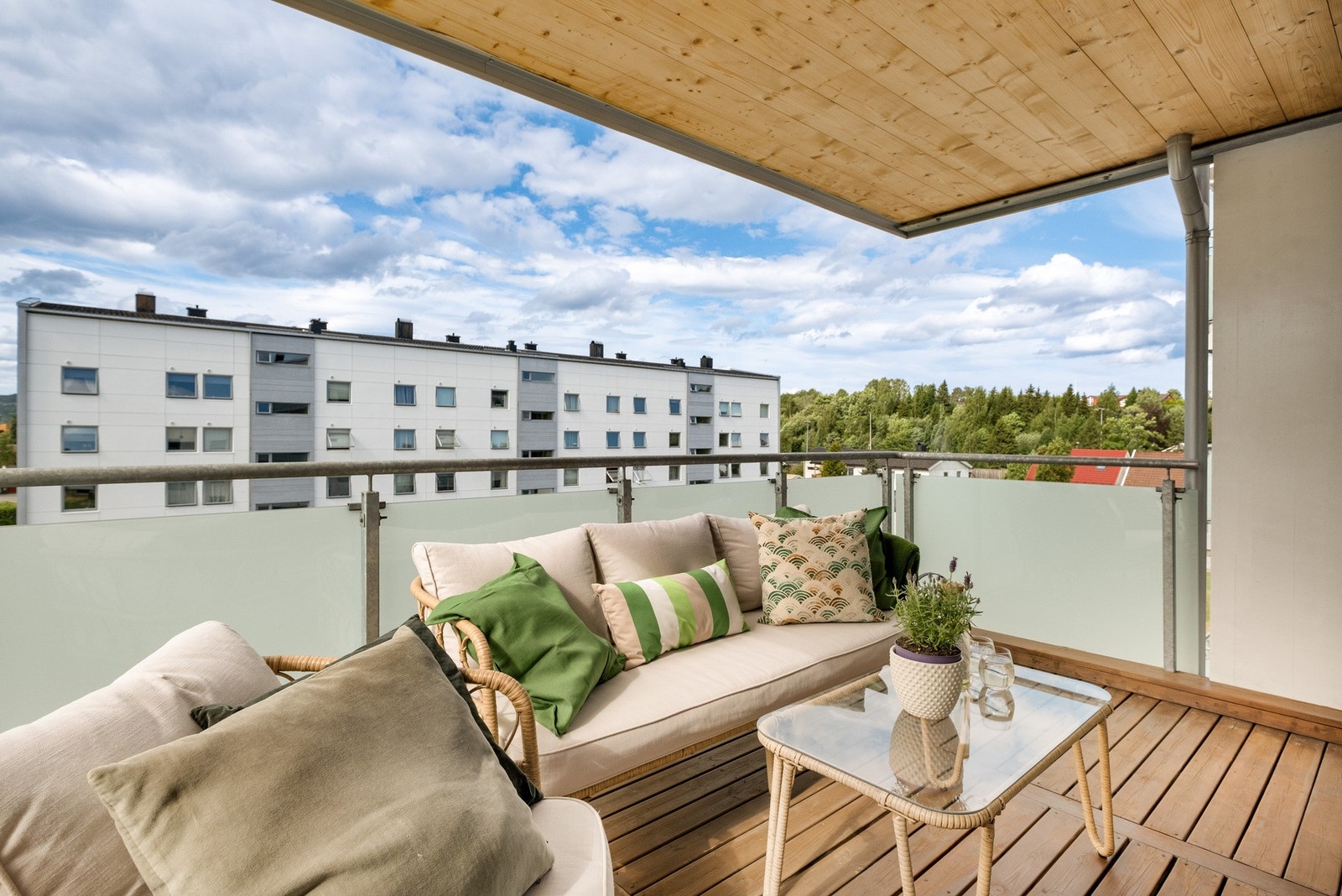 Bygget ble renovert i ca. 2018 som gir nybyggspreg, hvor det bl.a ble etterisolert, satt inn nye vinduer og balkongdør, oppgradering av balkonger, nytt ventilasjonsanlegg m.m. Galleribilde