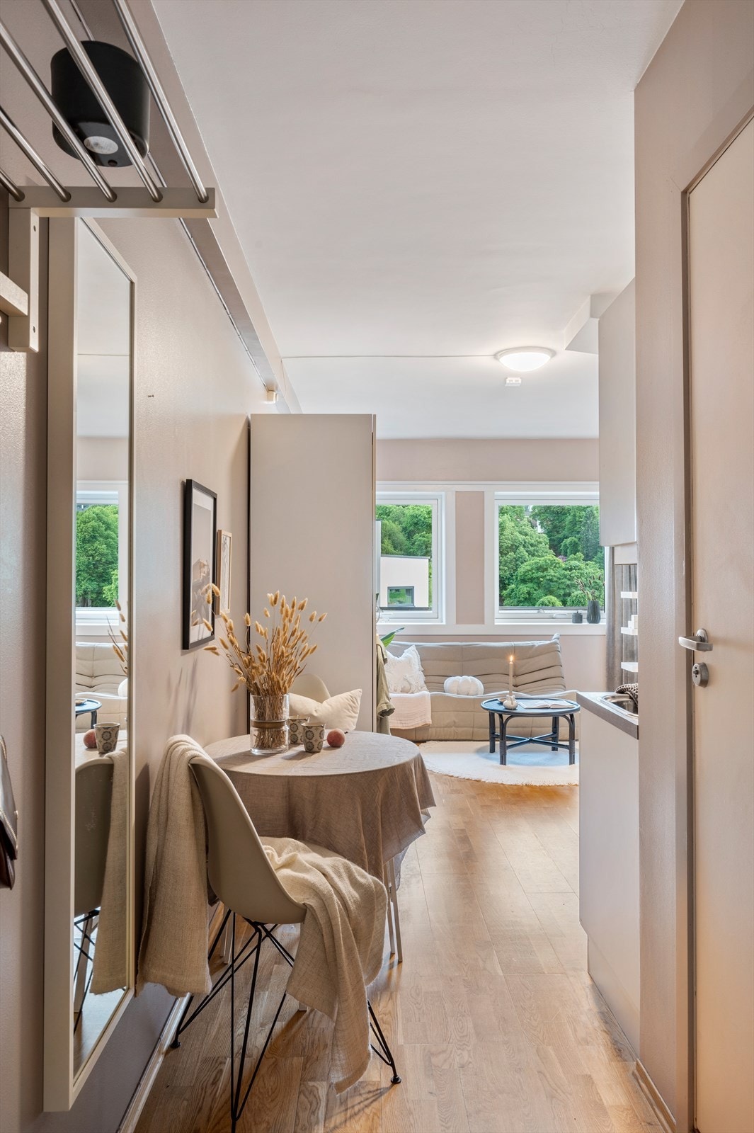 - Leiligheten disponerer en bod i kjeller på 3,5 m² - perfekt til for ekstra oppbevaring! - Galleribilde