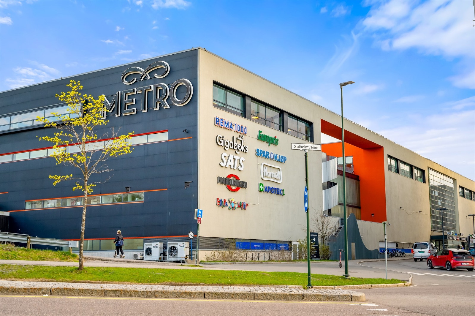 Senteret Metro er heller ikke langt unna boligen Galleribilde