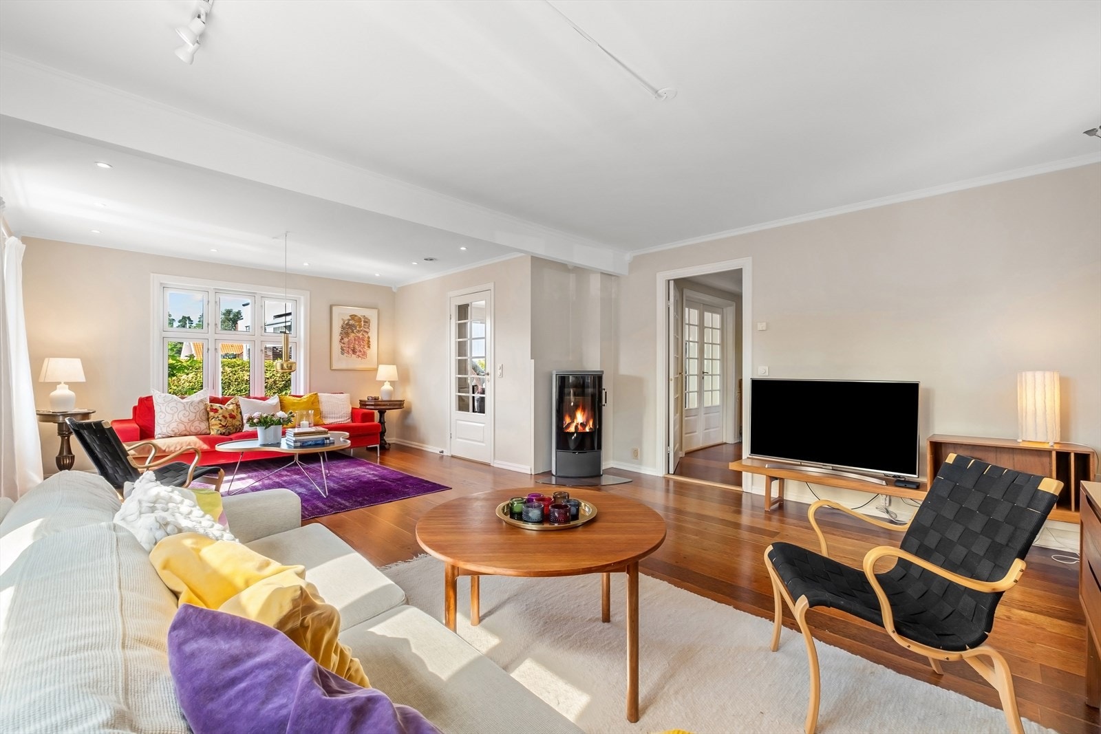 Moderne Rais peisovn i stuen montert i 2021 Galleribilde