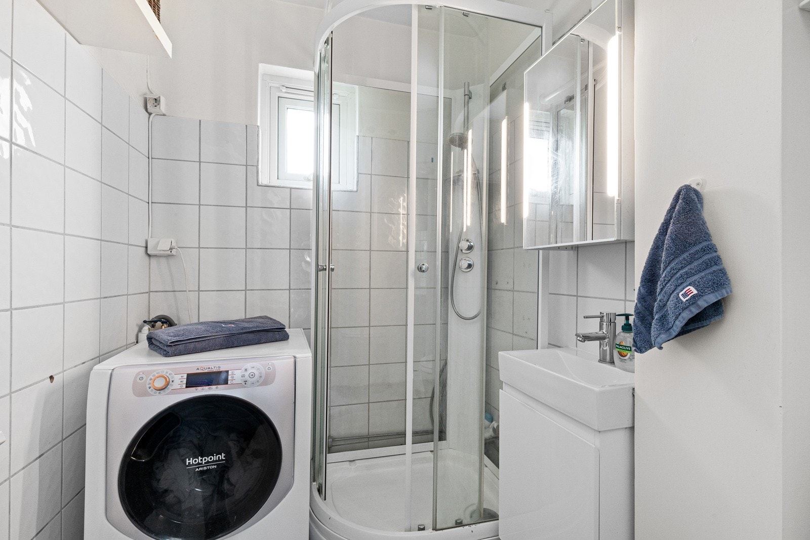 Det vil bli avholdt informasjonsmøte i August, hvor entreprenøren presenterer seg selv og informerer om prosjektets gang og fremdriftsplan. Galleribilde