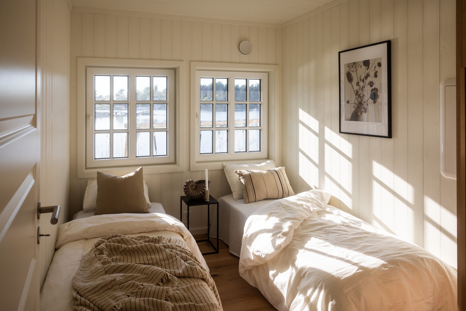 Rom nr. 3 i anneks innredet som soverom. Galleribilde