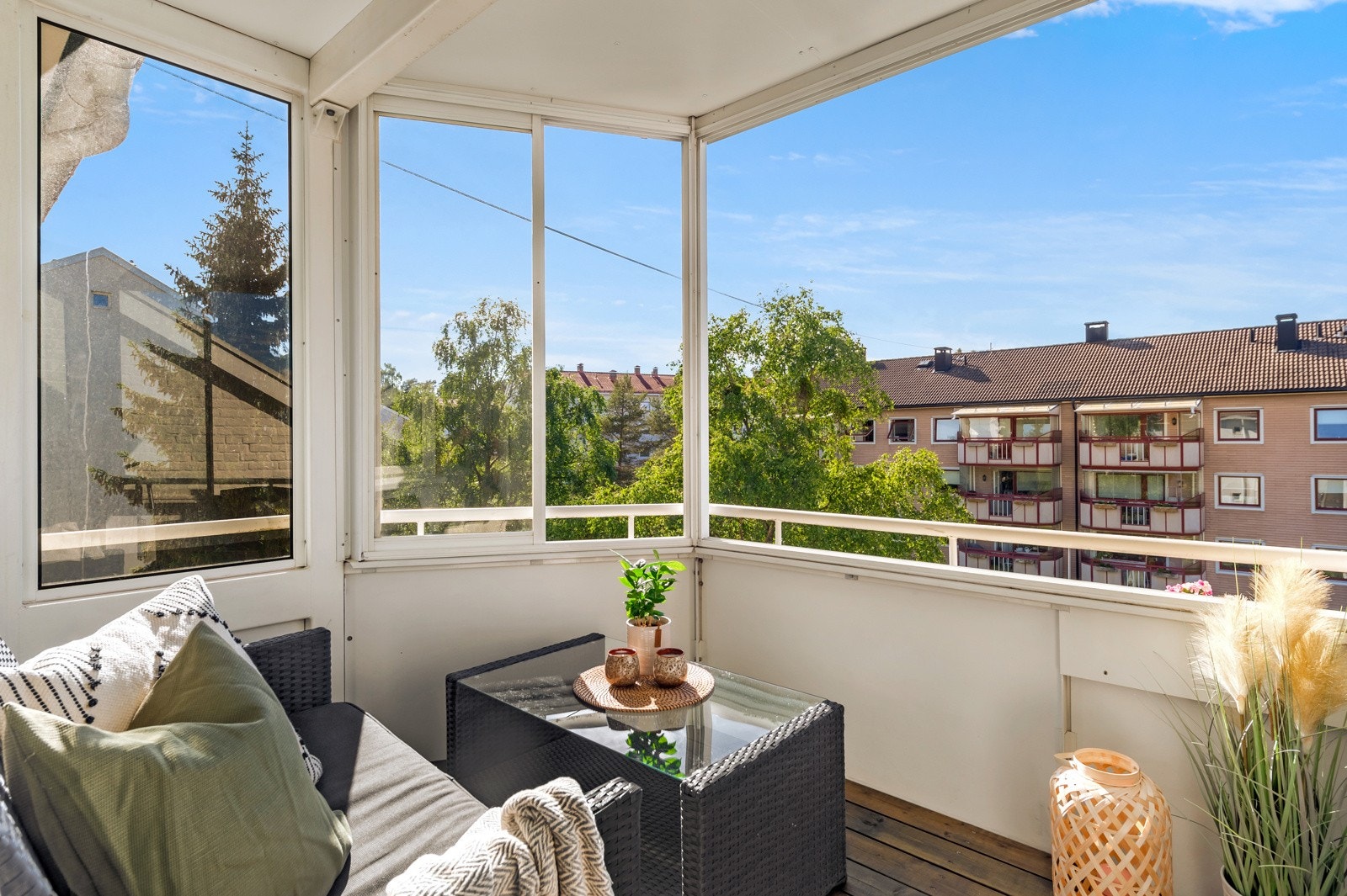 Det er god plass til balkongmøblement. Galleribilde