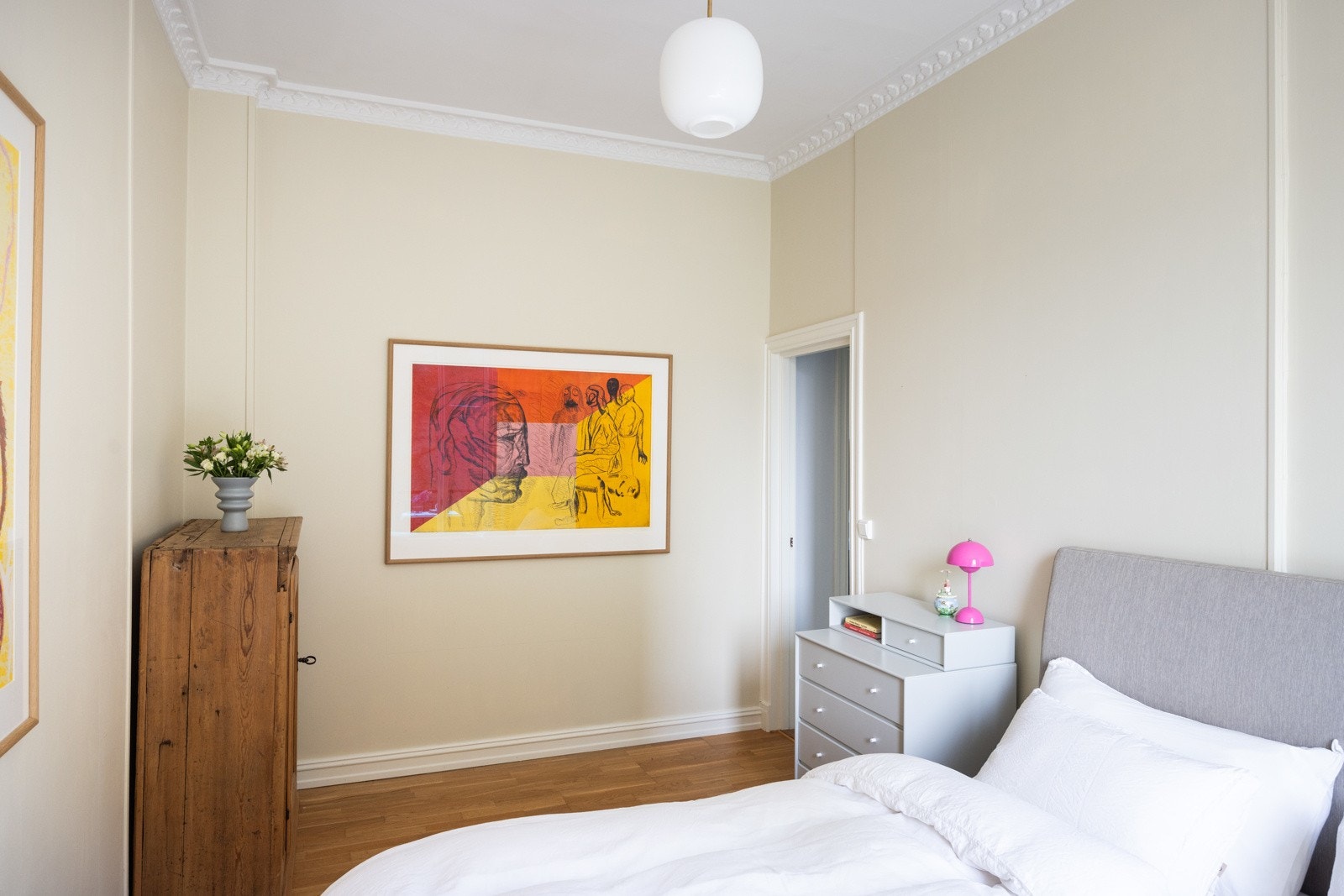 Plass til garderobeskap. Galleribilde