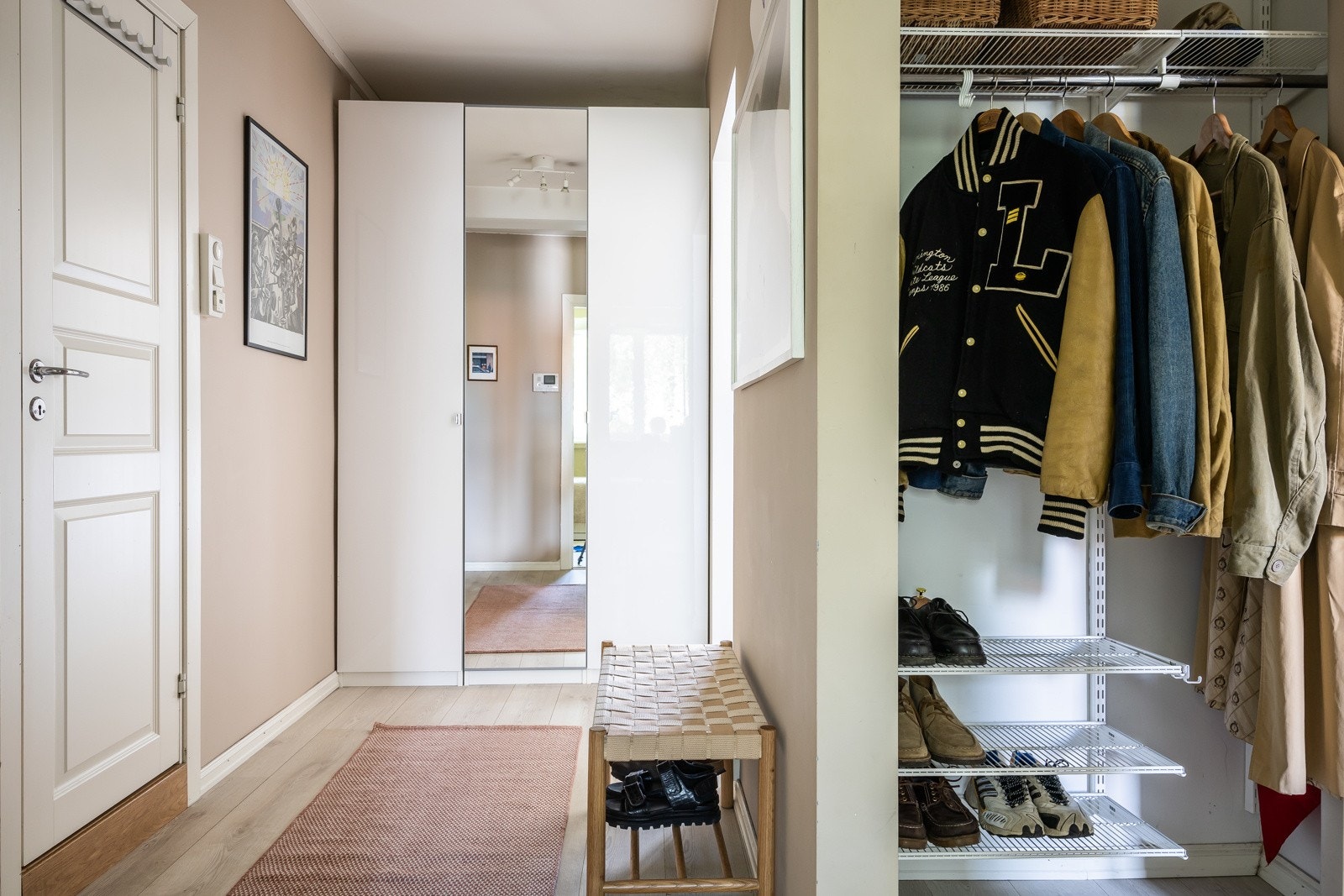 Ytterligere lagring i to kjellerboder på tilsammen ca. 6 kvm og en loftsbod på ca. 6 kvm. Galleribilde