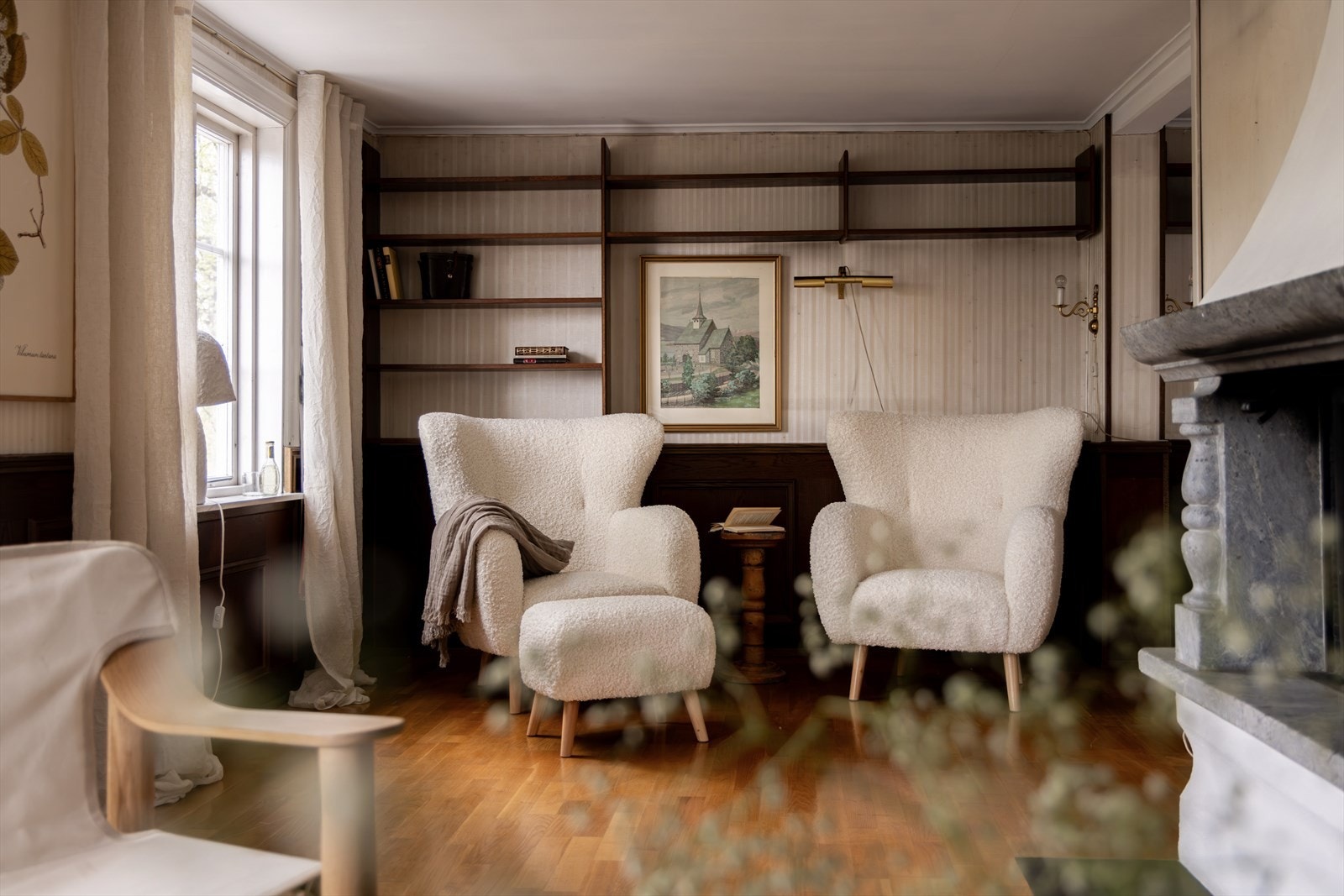 Med sin historiske sjarm og potensial for oppussing, er dette hjemmet en spennende mulighet for den som ønsker å skape sitt drømmehjem Galleribilde