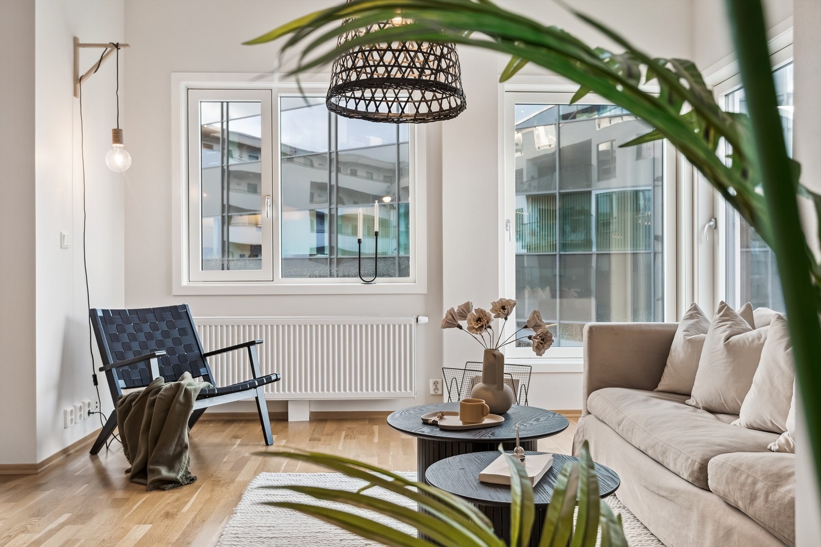 Legg merke til store vindusflater som gir mye lys Galleribilde