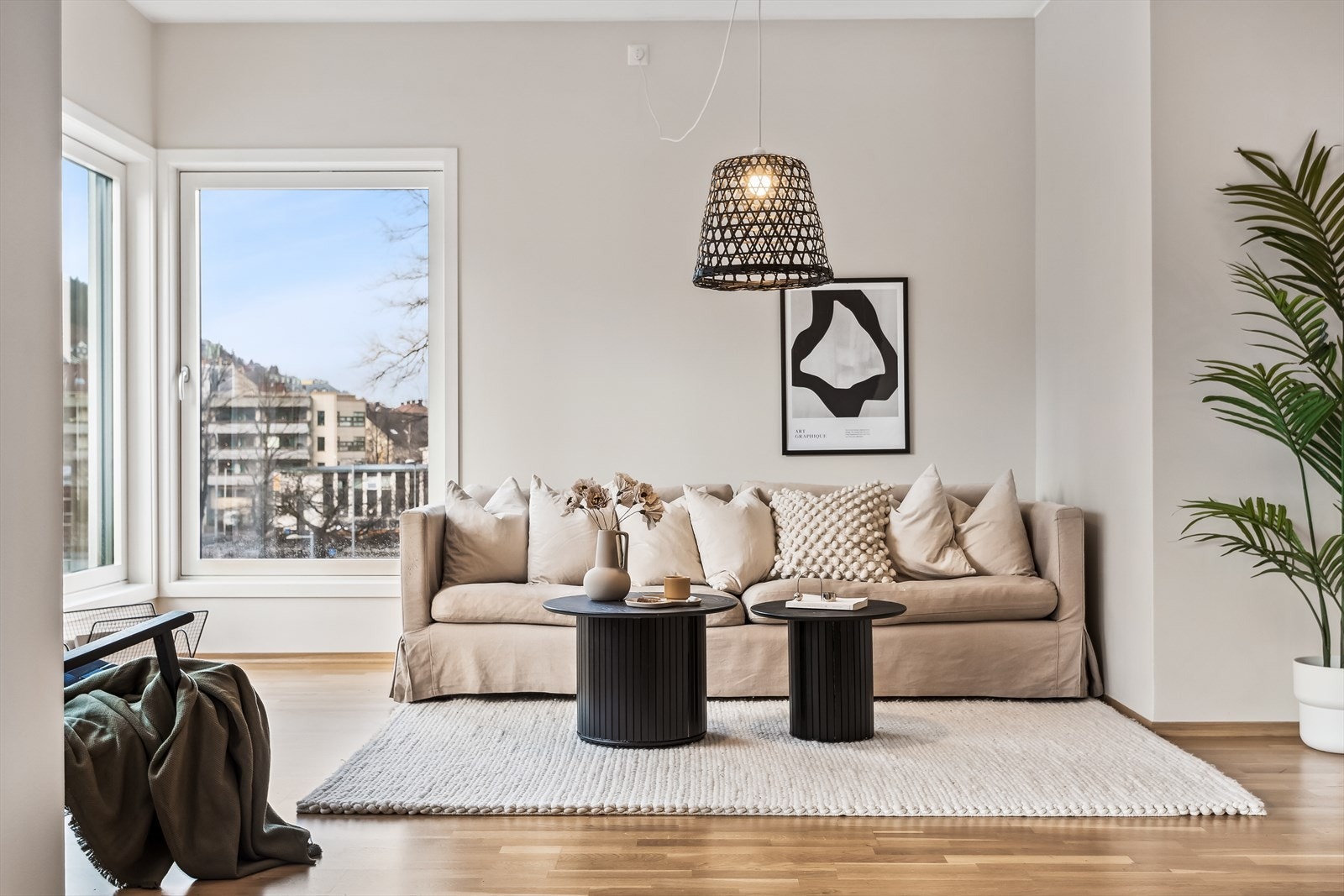 Velkommen til denne flotte og innholdsrike leiligheten i Bjørnsons gate 5! Galleribilde