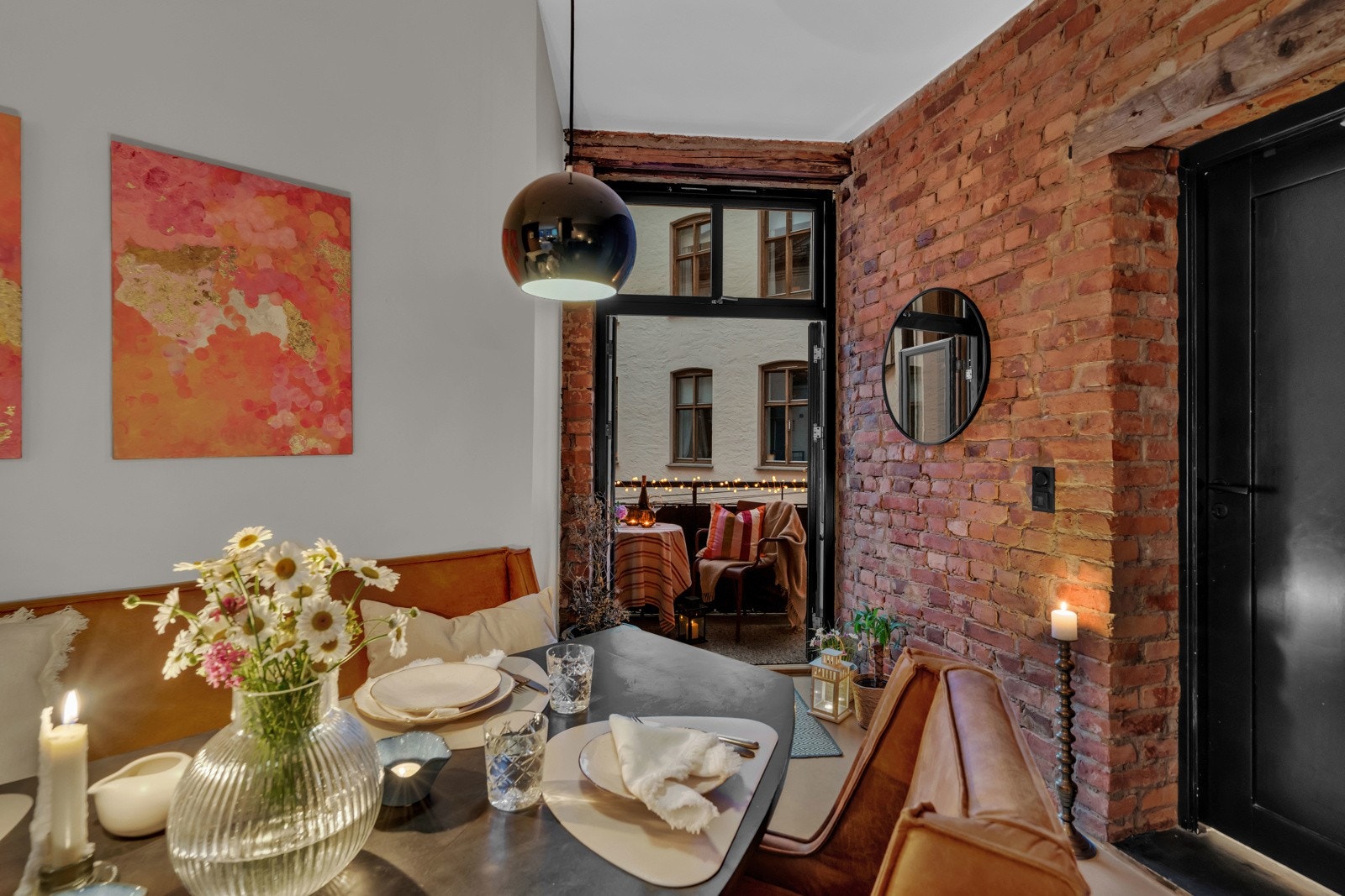 Hyggelig kveldstemning på kjøkkenet. Galleribilde