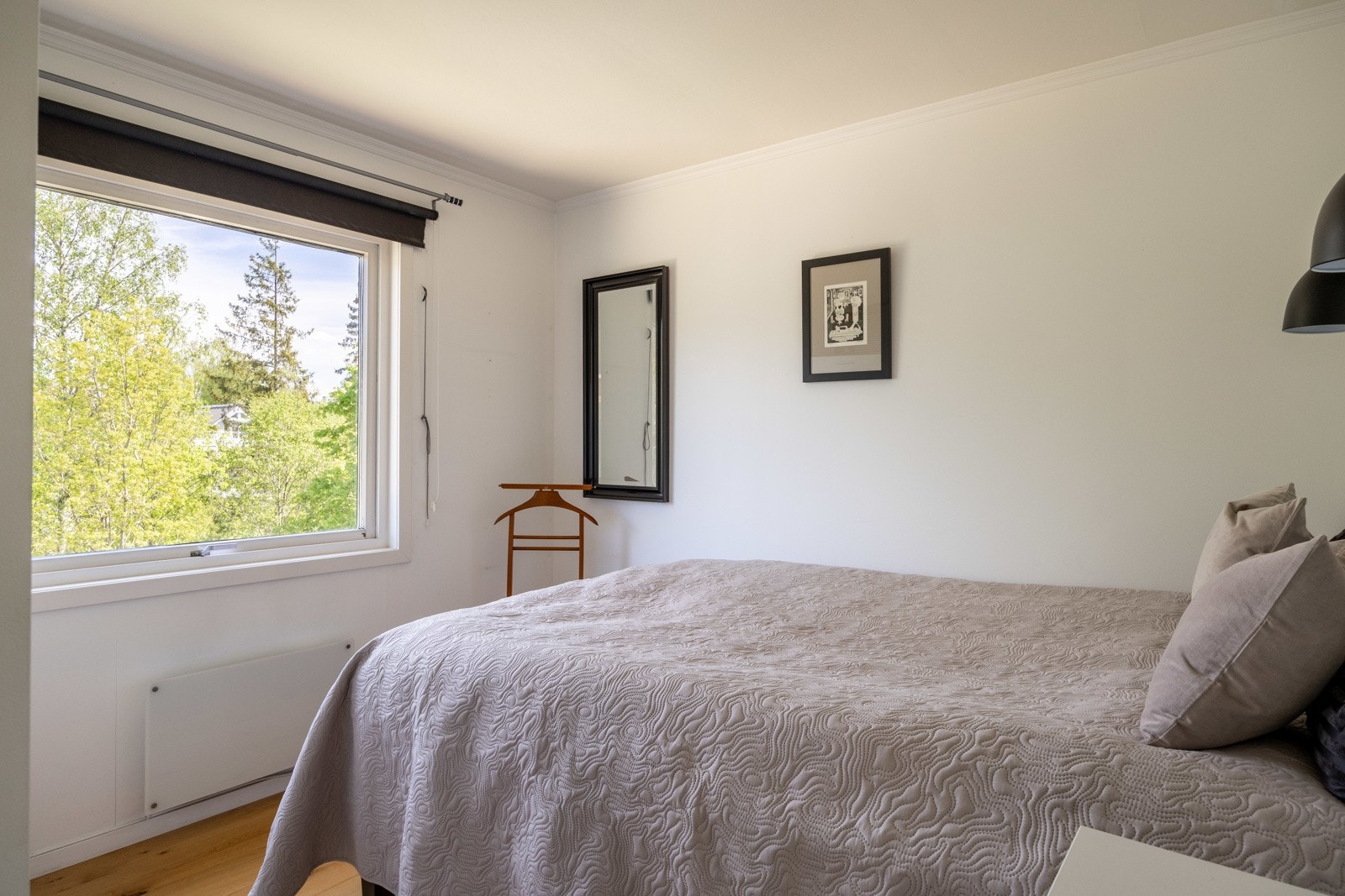 Ett av 4 soverom. Galleribilde