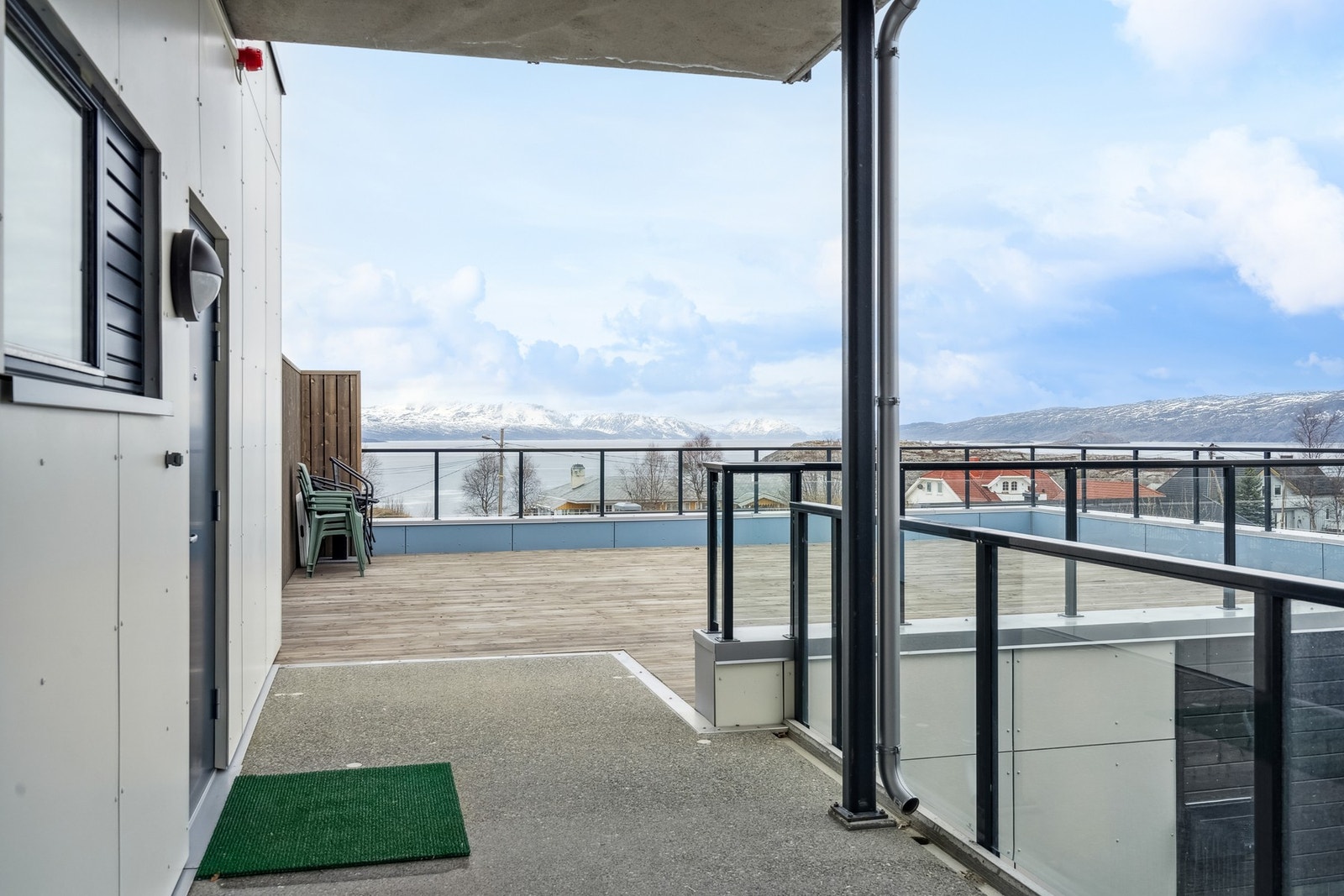 Inngangspartiet er takoverbygd. Galleribilde