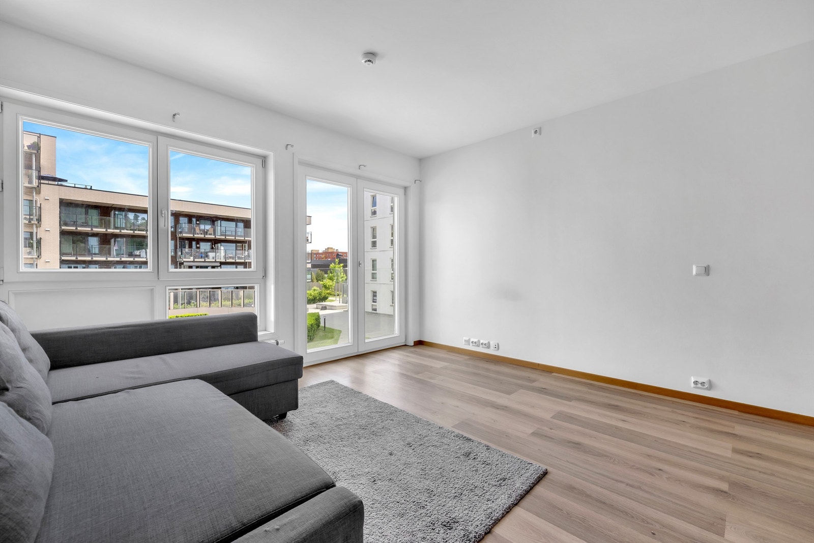 Arealeffektiv 2-roms sentralt på Lørenskog - perfekt som førstegangskjøp eller utleieobjekt Galleribilde