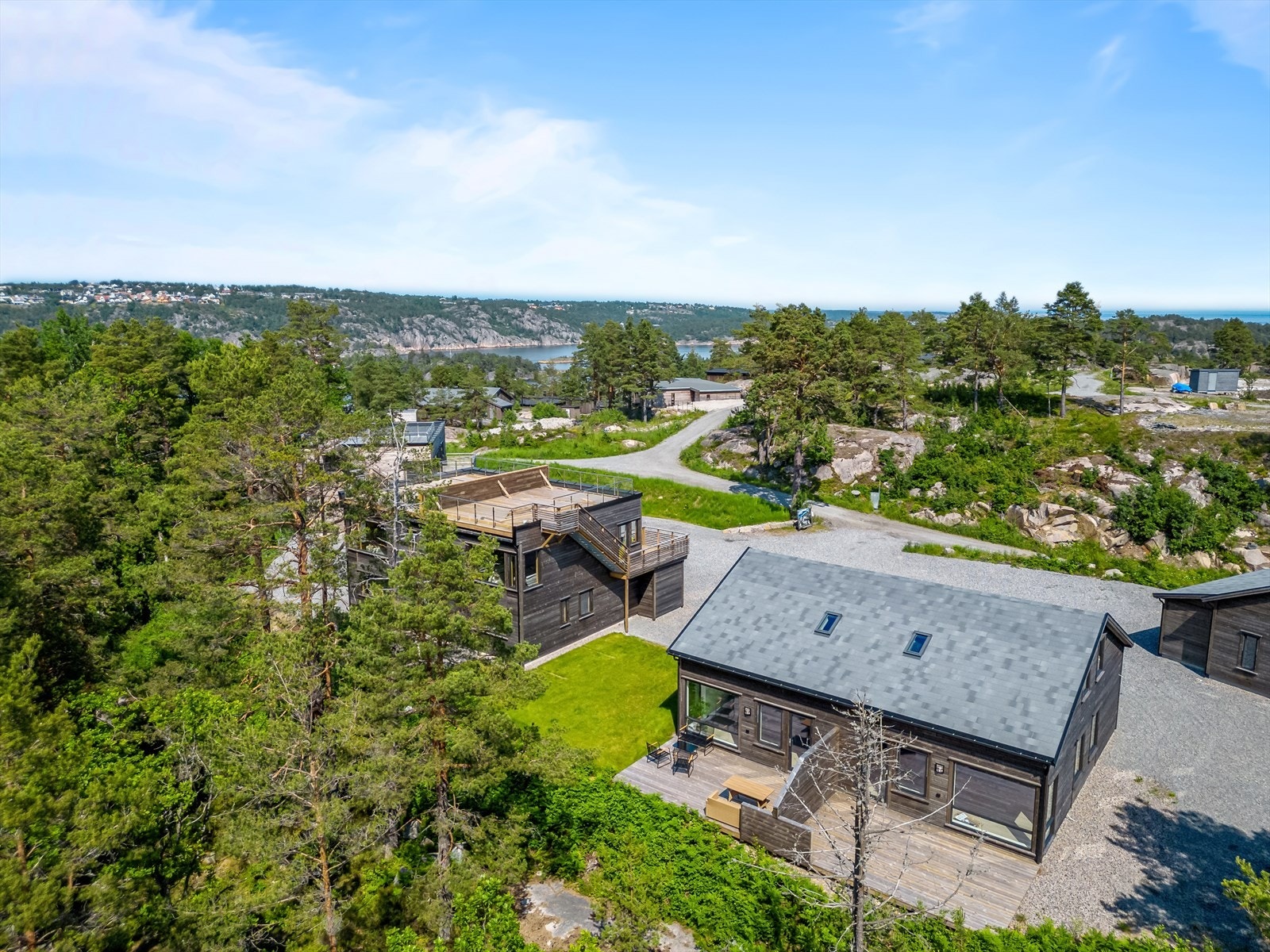 Så avslutter vi med dronebilder og områdebilder Galleribilde