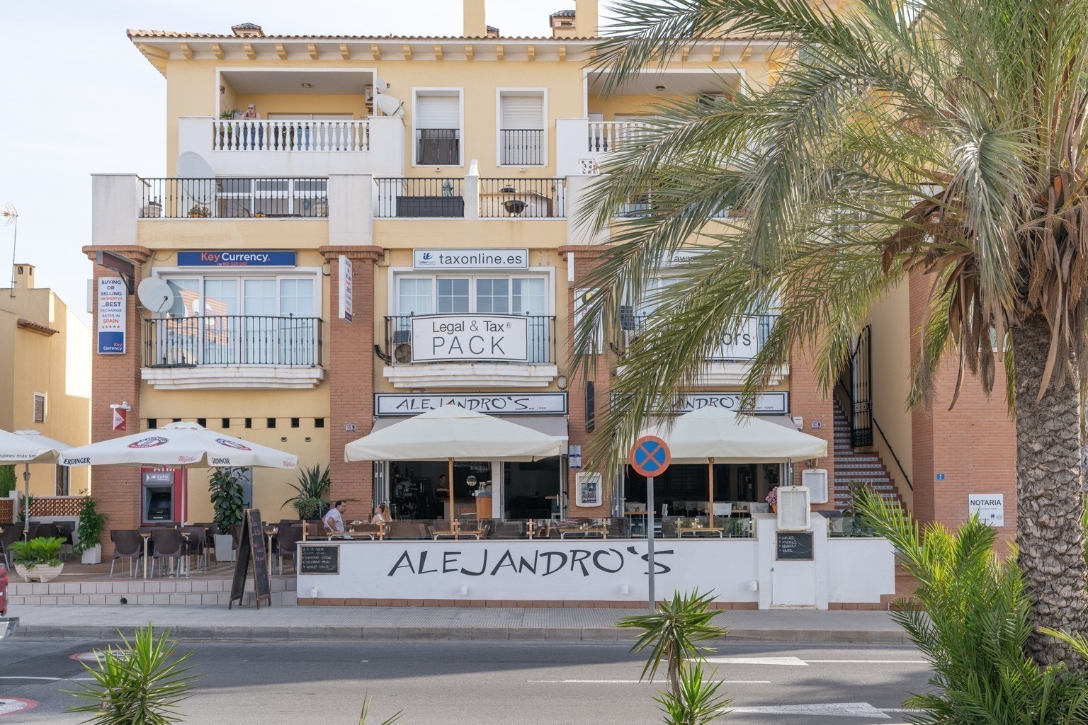 Menger av servicetilbud i nærheten Galleribilde