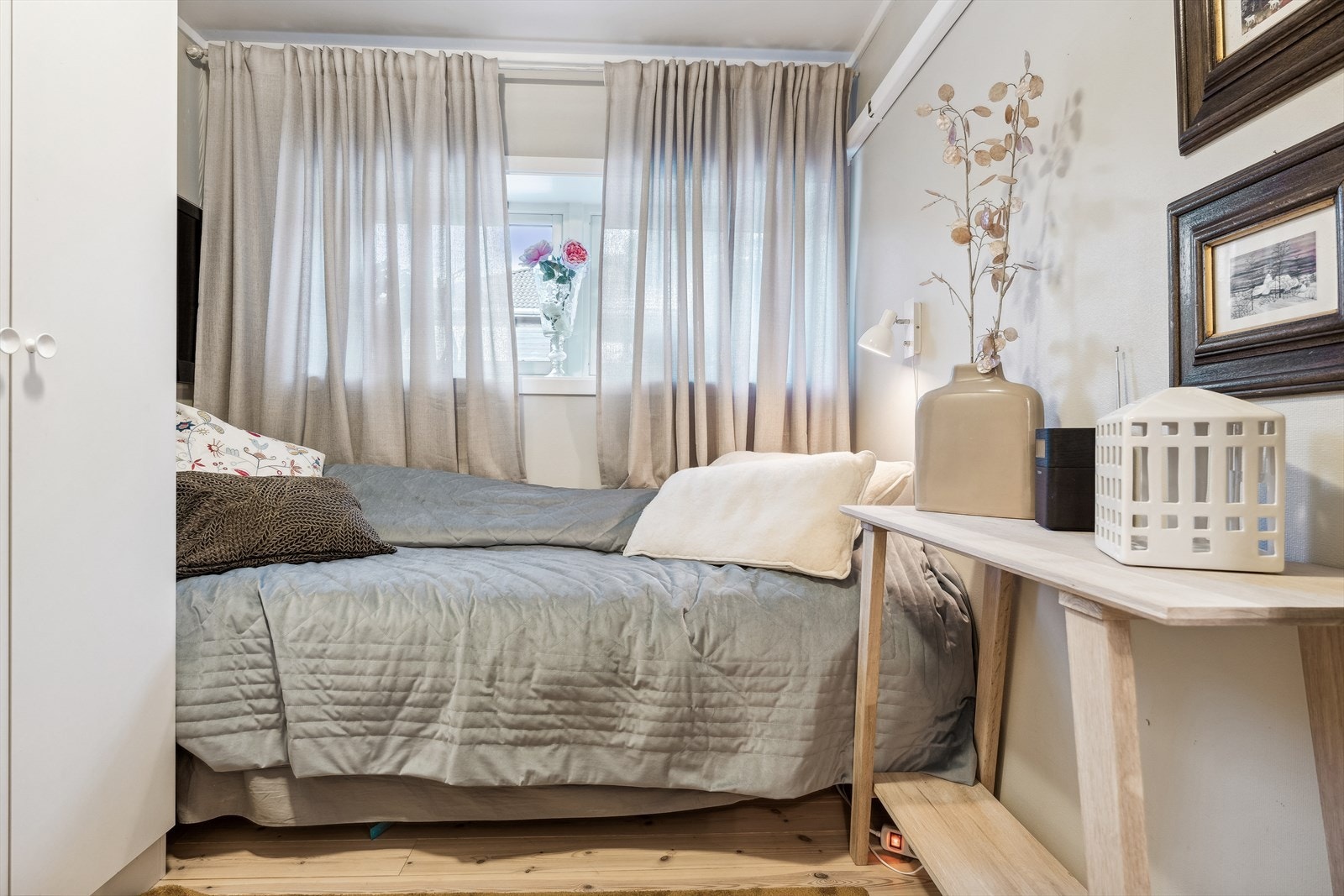 Soverom II - Det andre soverommet passer perfekt som barnerom eller gjesterom Galleribilde