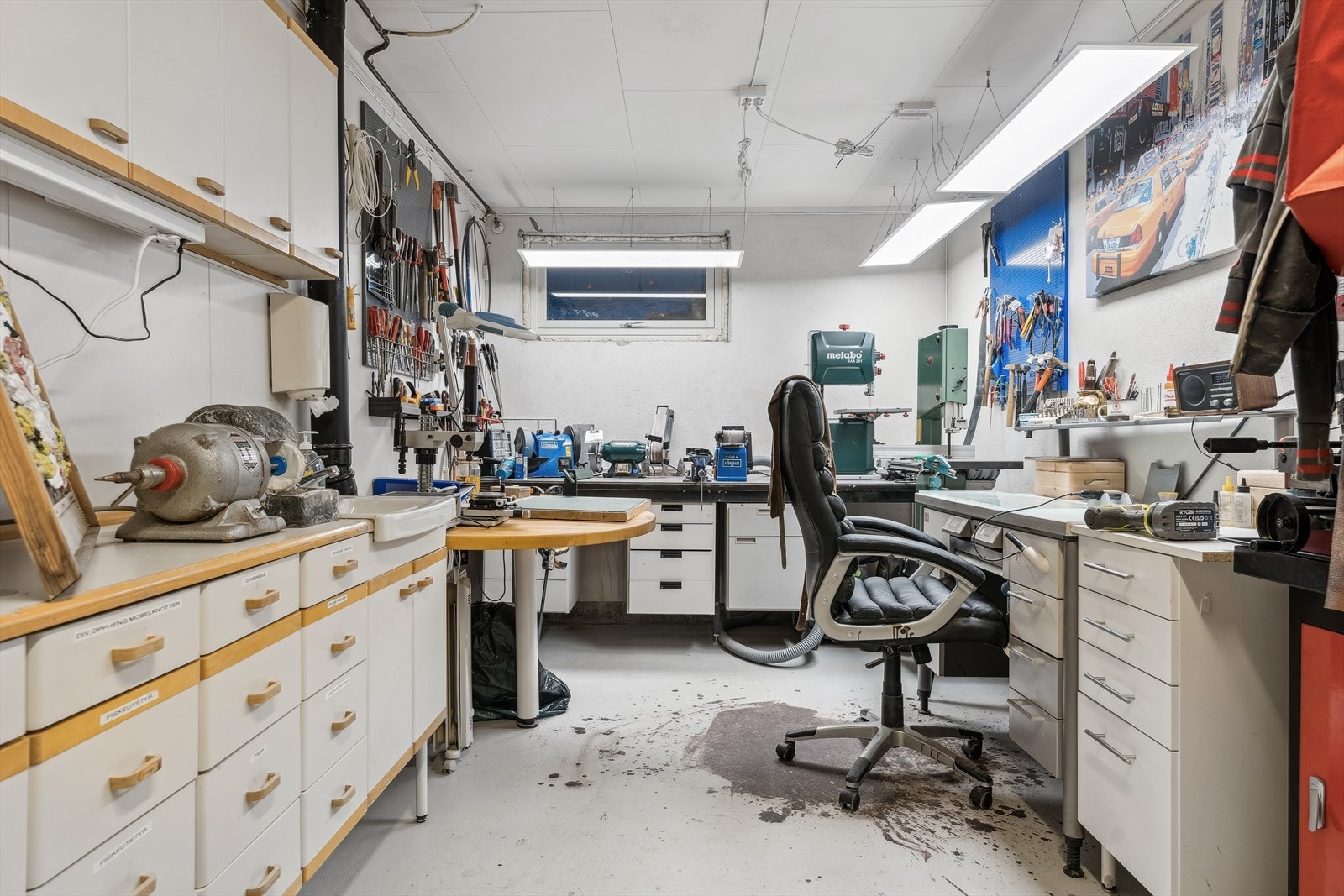 Den ene boden benyttes i dag som verksted/hobbyrom Galleribilde