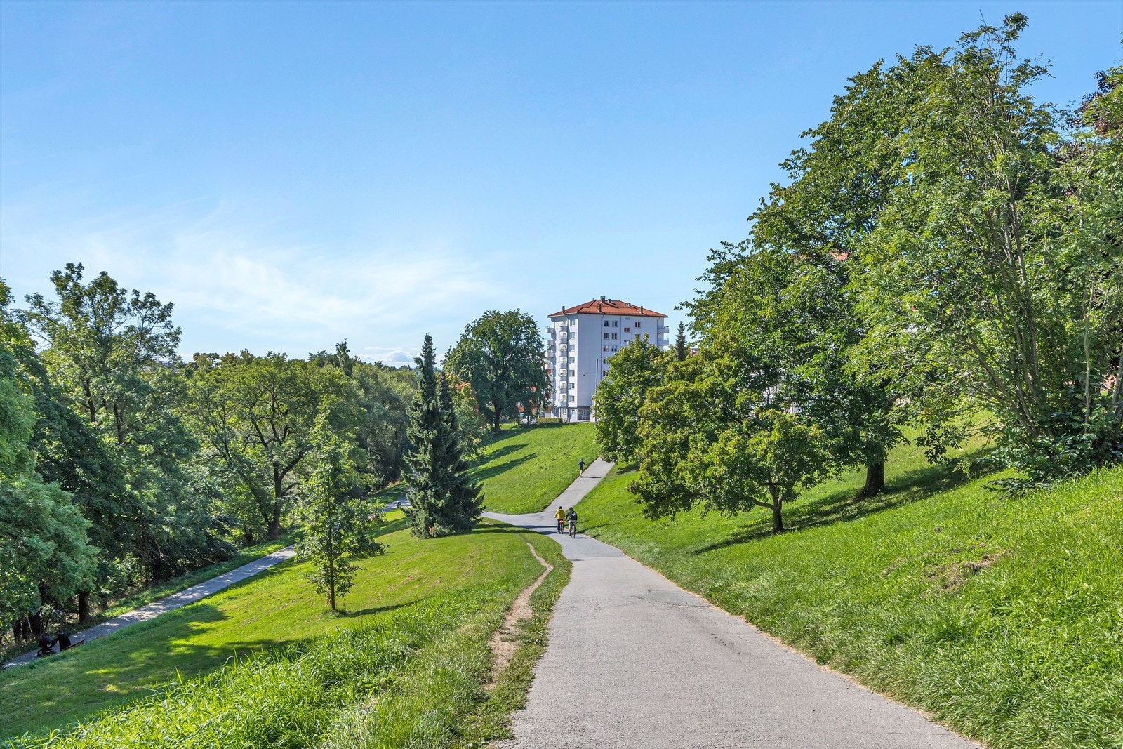 Du har flott natur i nærheten. Perfekt for søndagsturer med familien. Galleribilde