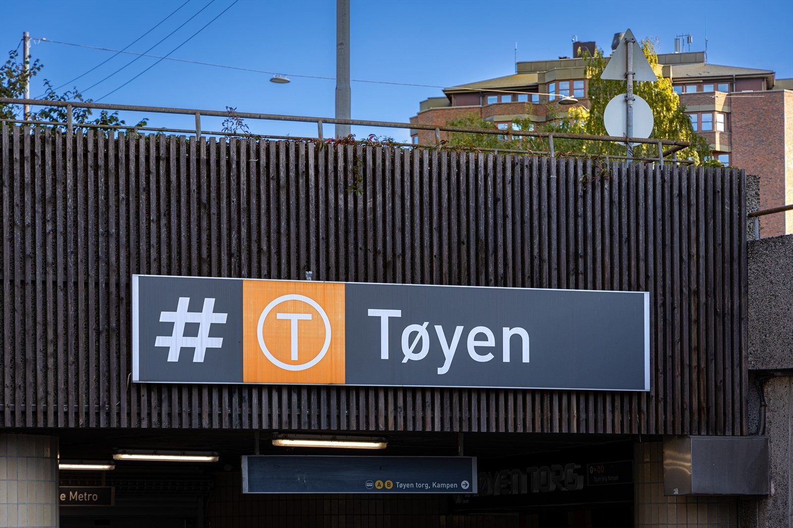 Alle T-banens 5 linjer passerer Tøyen T. Galleribilde