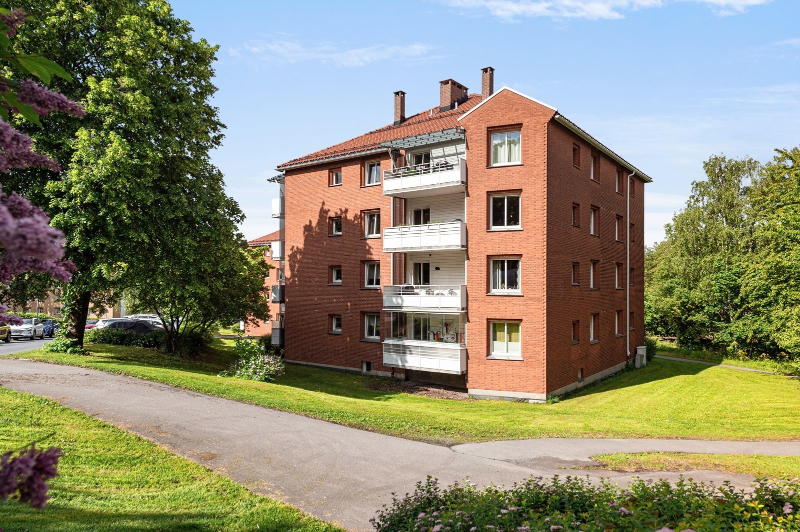 Nærområdet kan blant annet by på Hovindammen, Valle Hovin, Valhall Arena og flotte rekreasjonsmuligheter Galleribilde