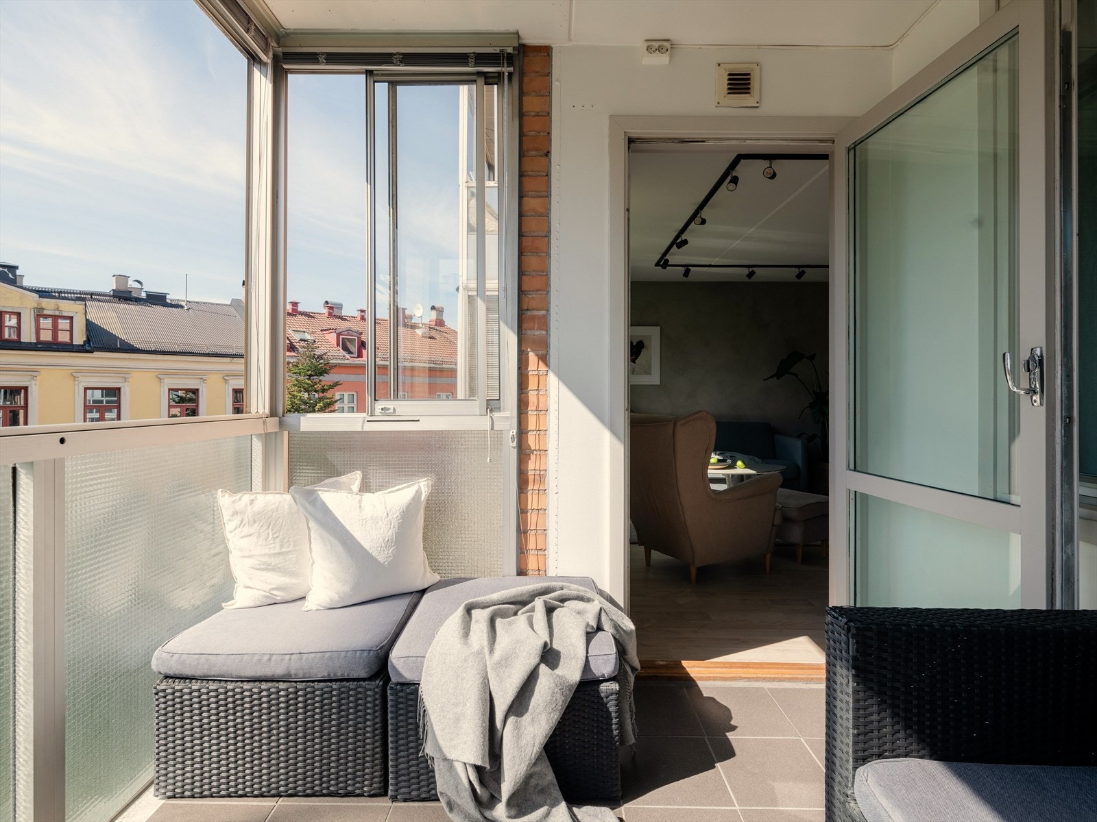 Her ligger alt til rette for hyggelige sommerkvelder i godt lag. Galleribilde