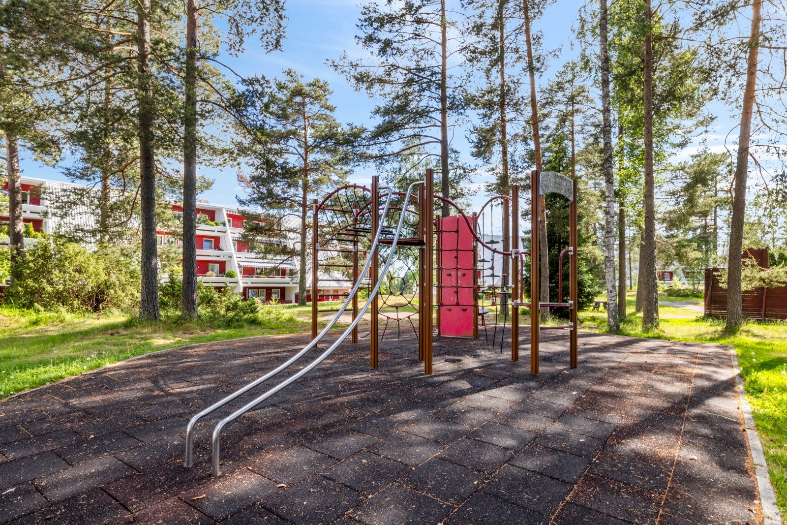 Fellesområder med grøntarealer og lekeplasser Galleribilde