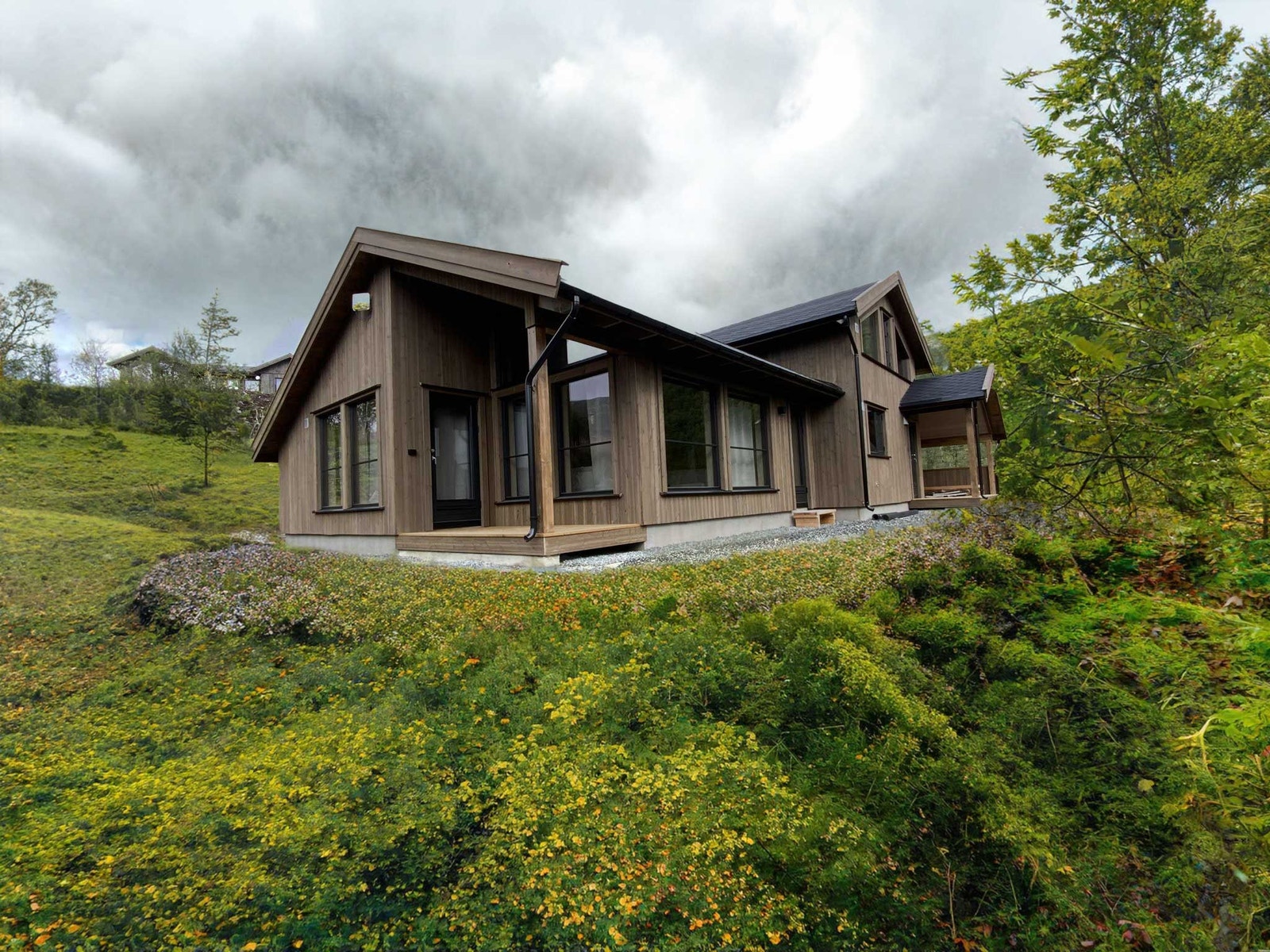 Eksempel på kundetilpasset Skogfiol hytte Galleribilde
