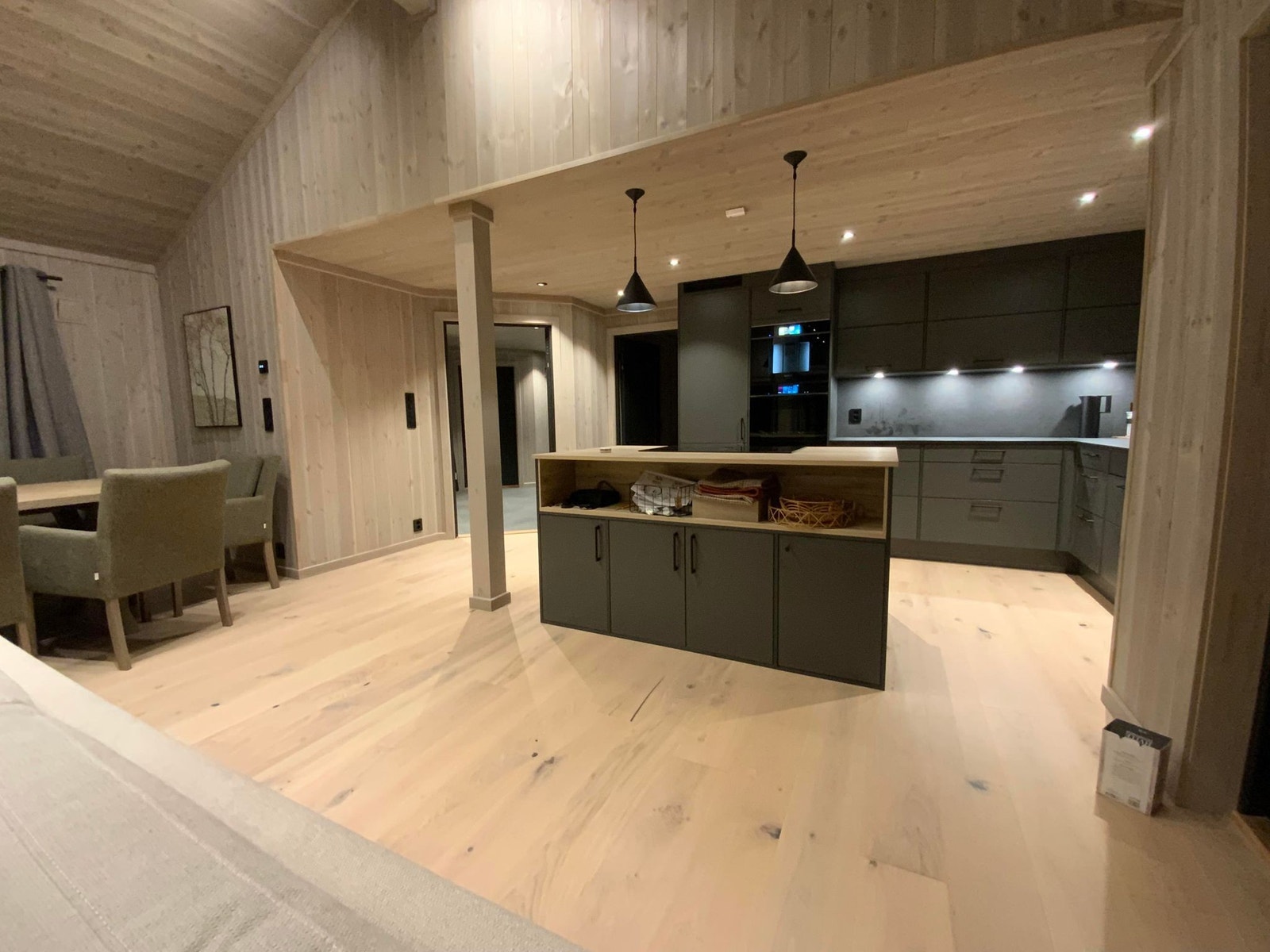 Eksempel på kundetilpasset Skogfiol hytte Galleribilde