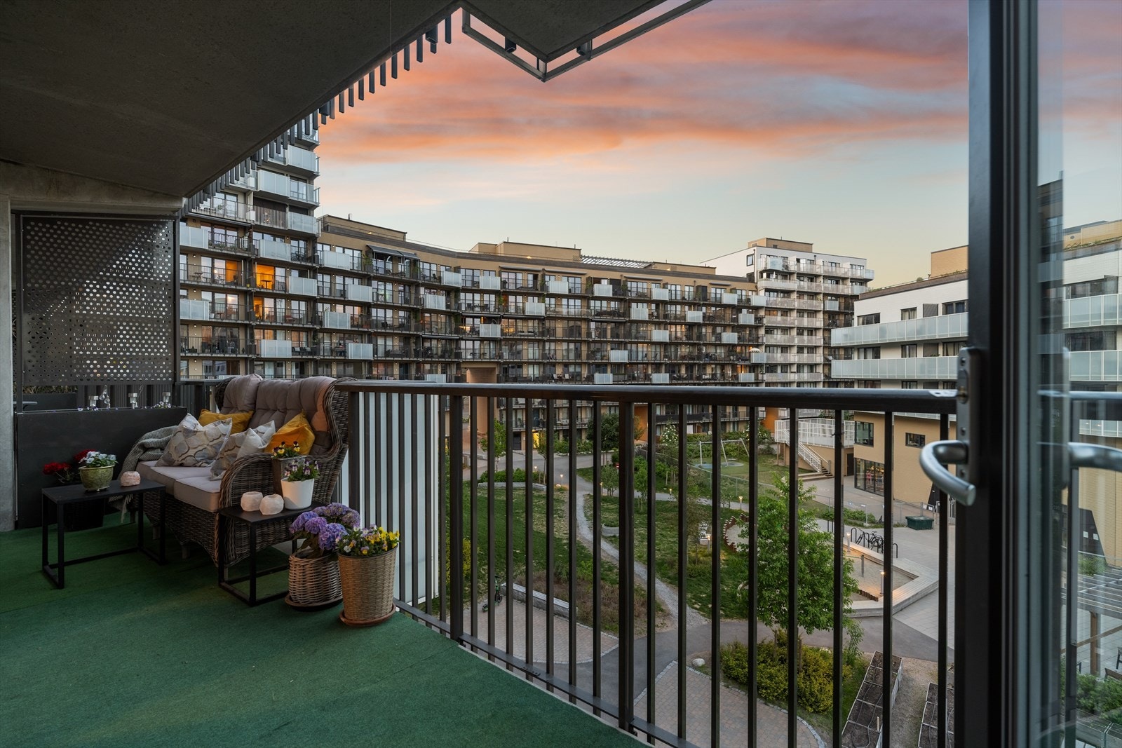 Leiligheten har en koselig balkong på 10 m². Galleribilde