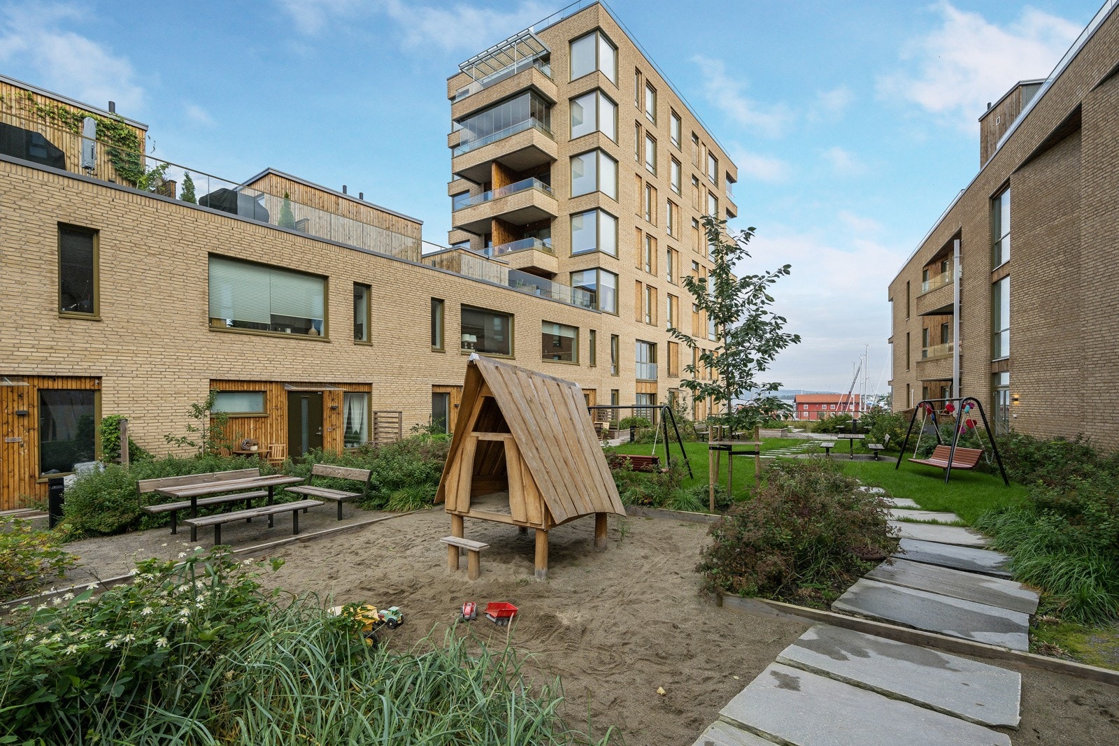 Videre går vi ut til det flotte fellesområdet Galleribilde