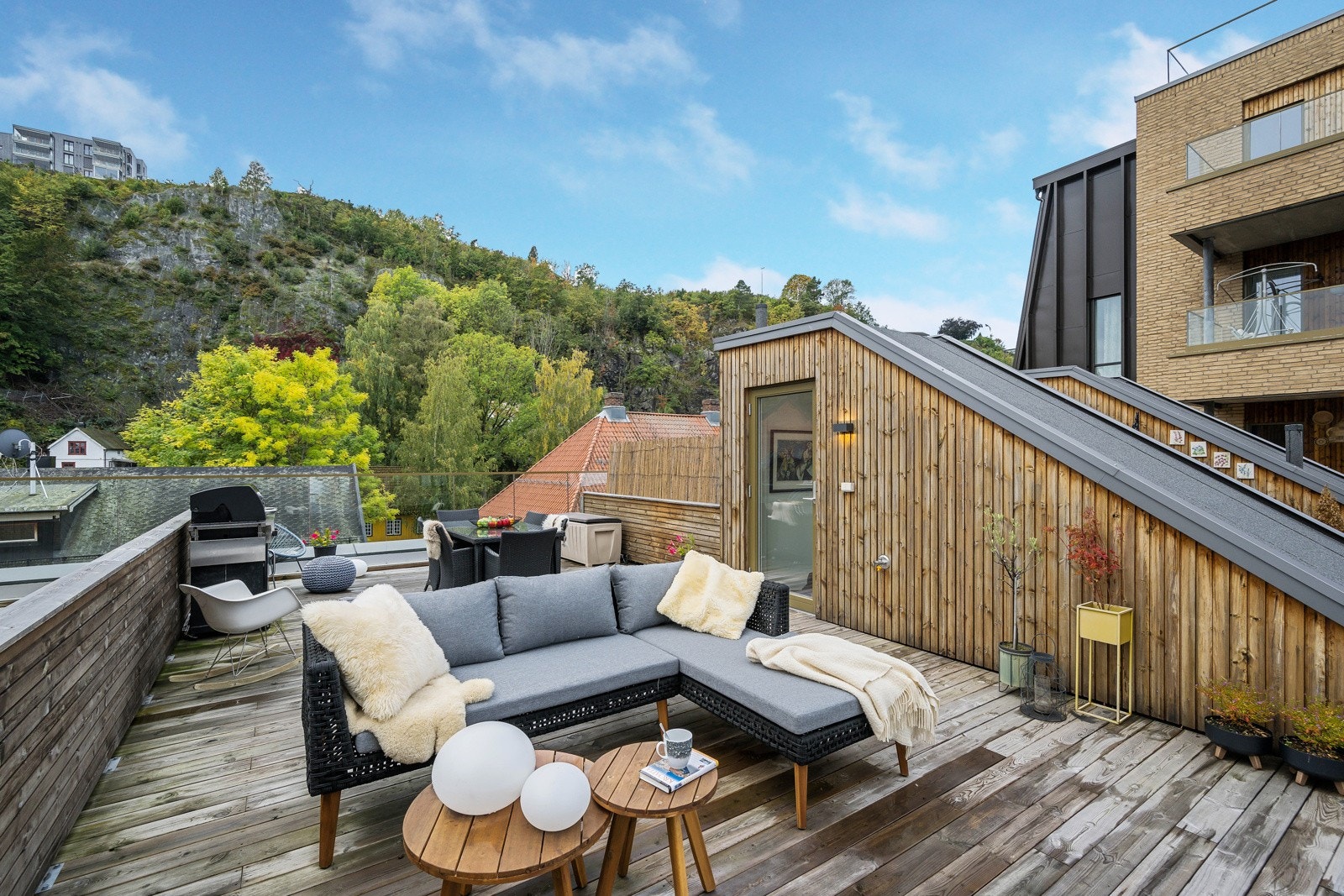 Innbydende helt egen takterrasse Galleribilde