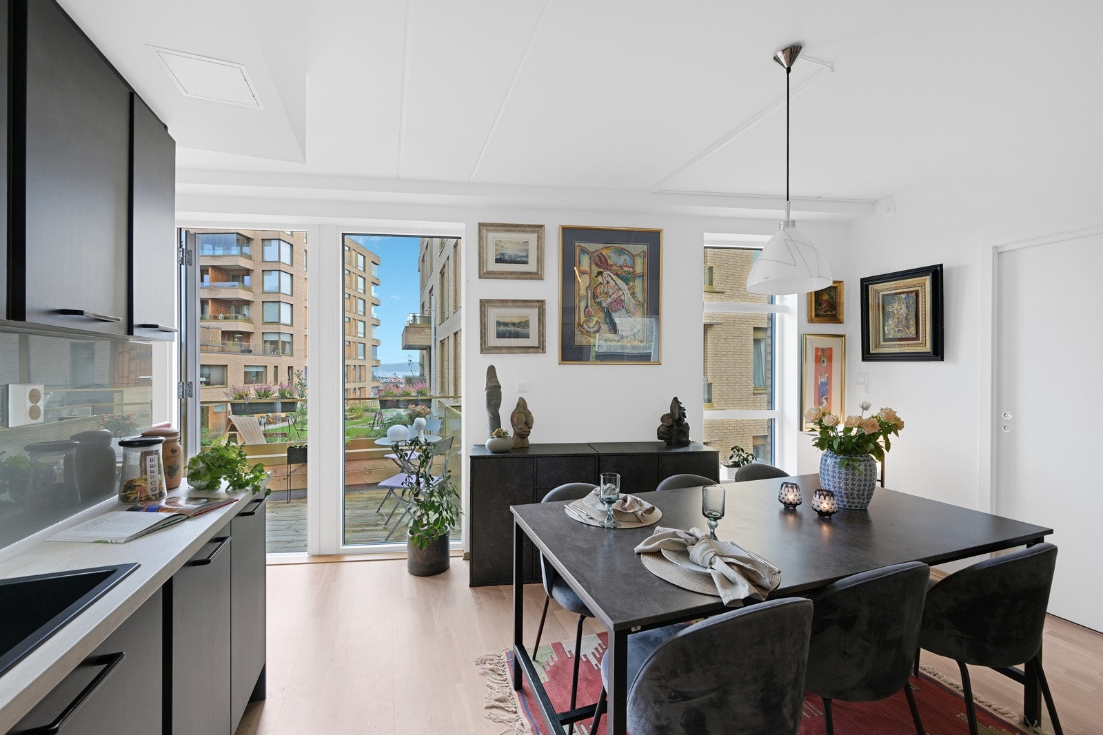 Vi tar turen inn på kjøkkenet Galleribilde