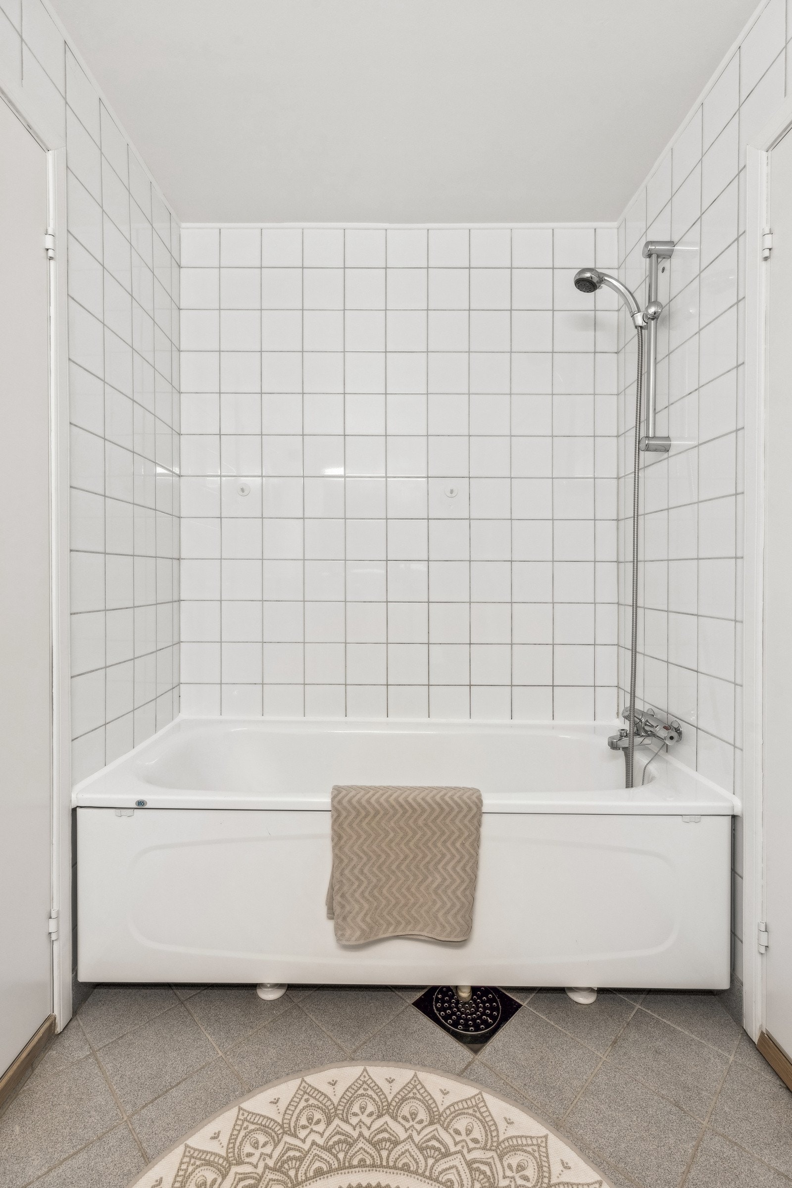 Bad med badkar Galleribilde