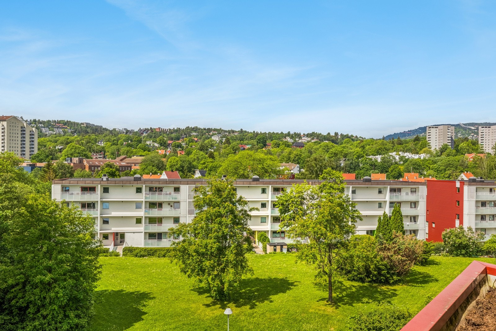 Balkong og utsikt Galleribilde