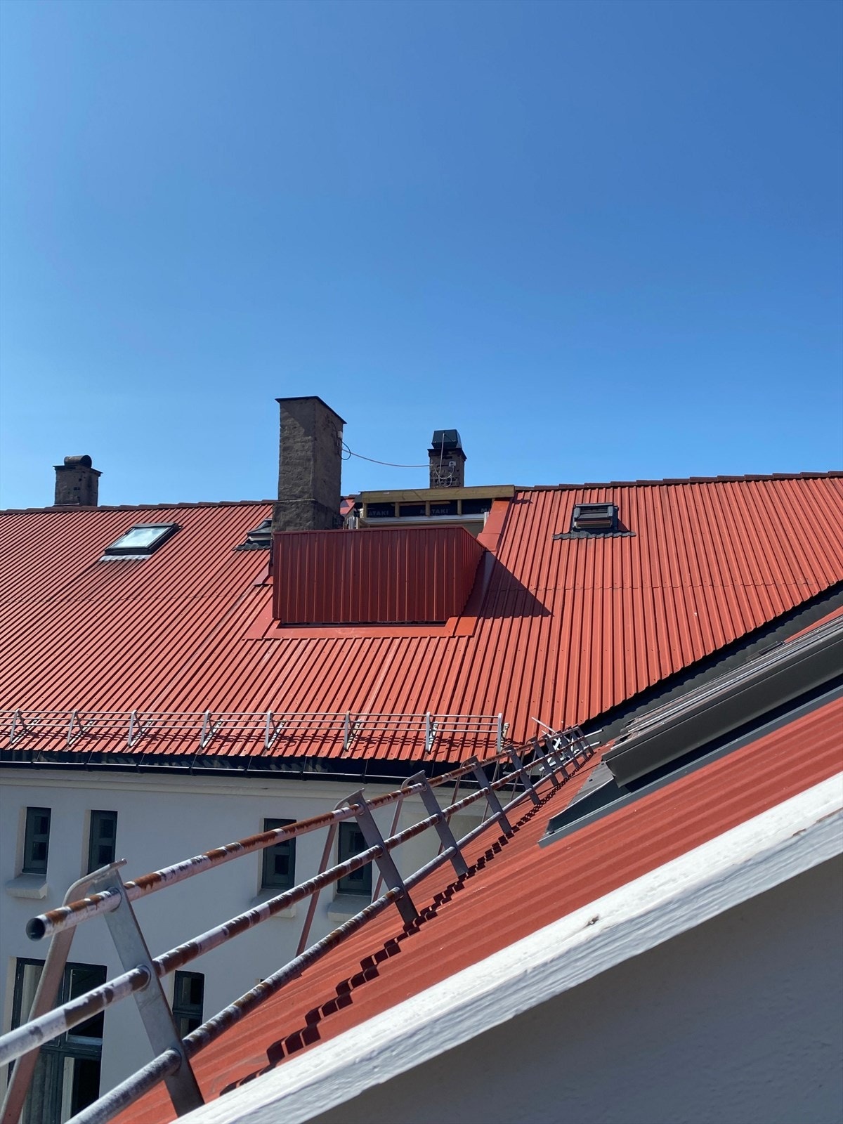 Bilde fra naboens hems og terrasse Galleribilde