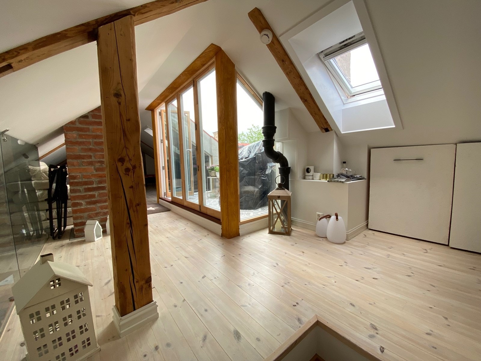 Bilde fra naboens hems og terrasse Galleribilde