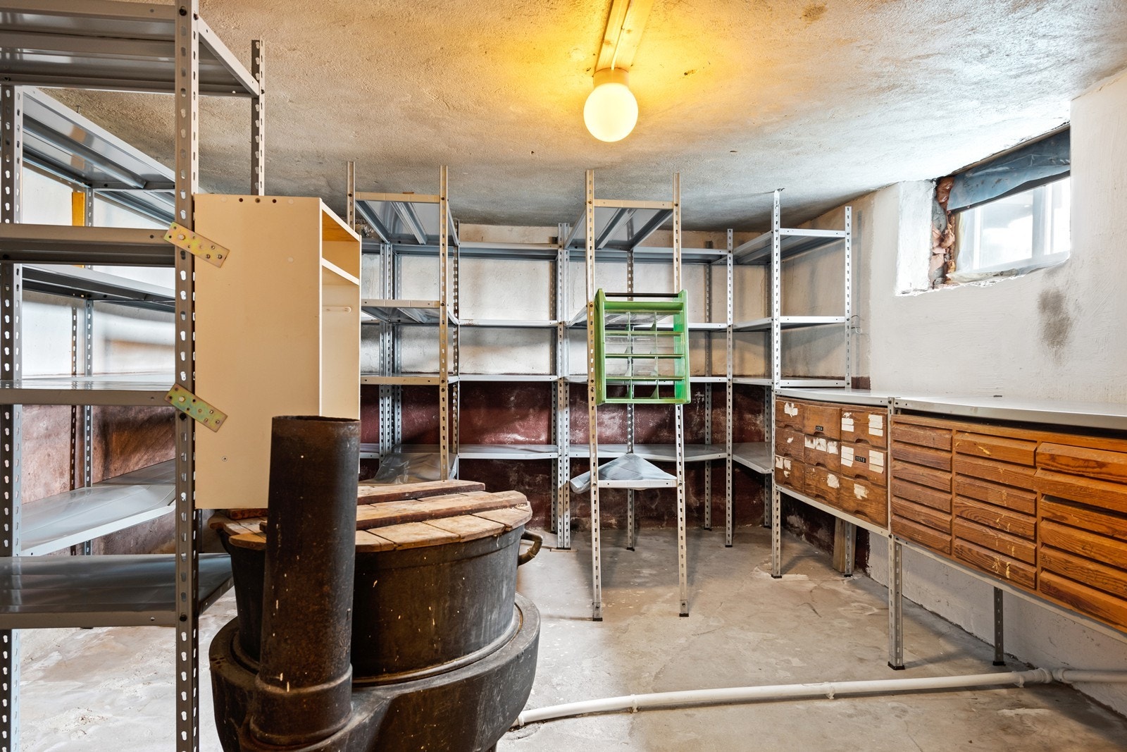 Rom i kjeller Galleribilde