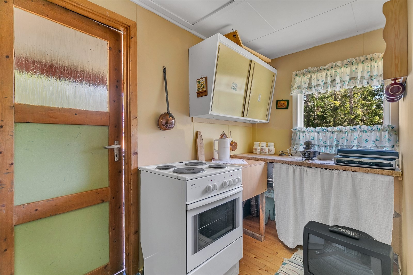 Anneks med innredet kjøkkenkrok Galleribilde