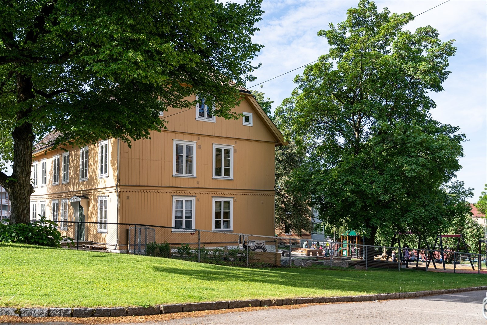 Hyggelig nabolag. Galleribilde