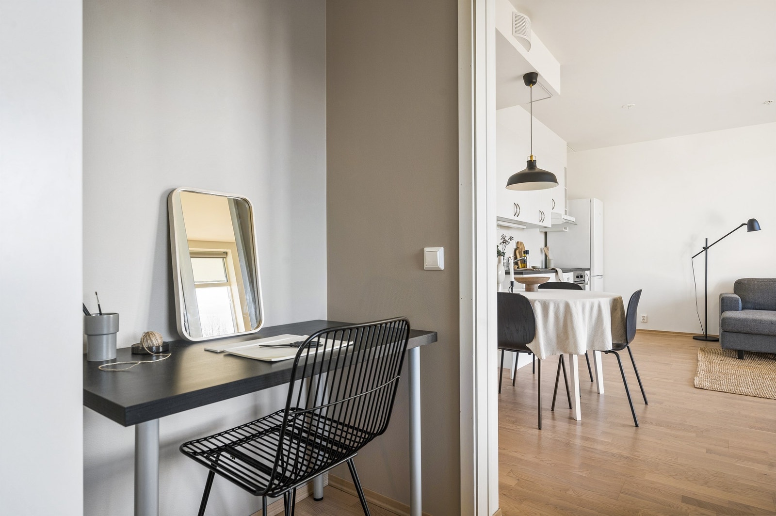 Soverommet har en praktisk løsning med to dører inn fra stuen. Galleribilde