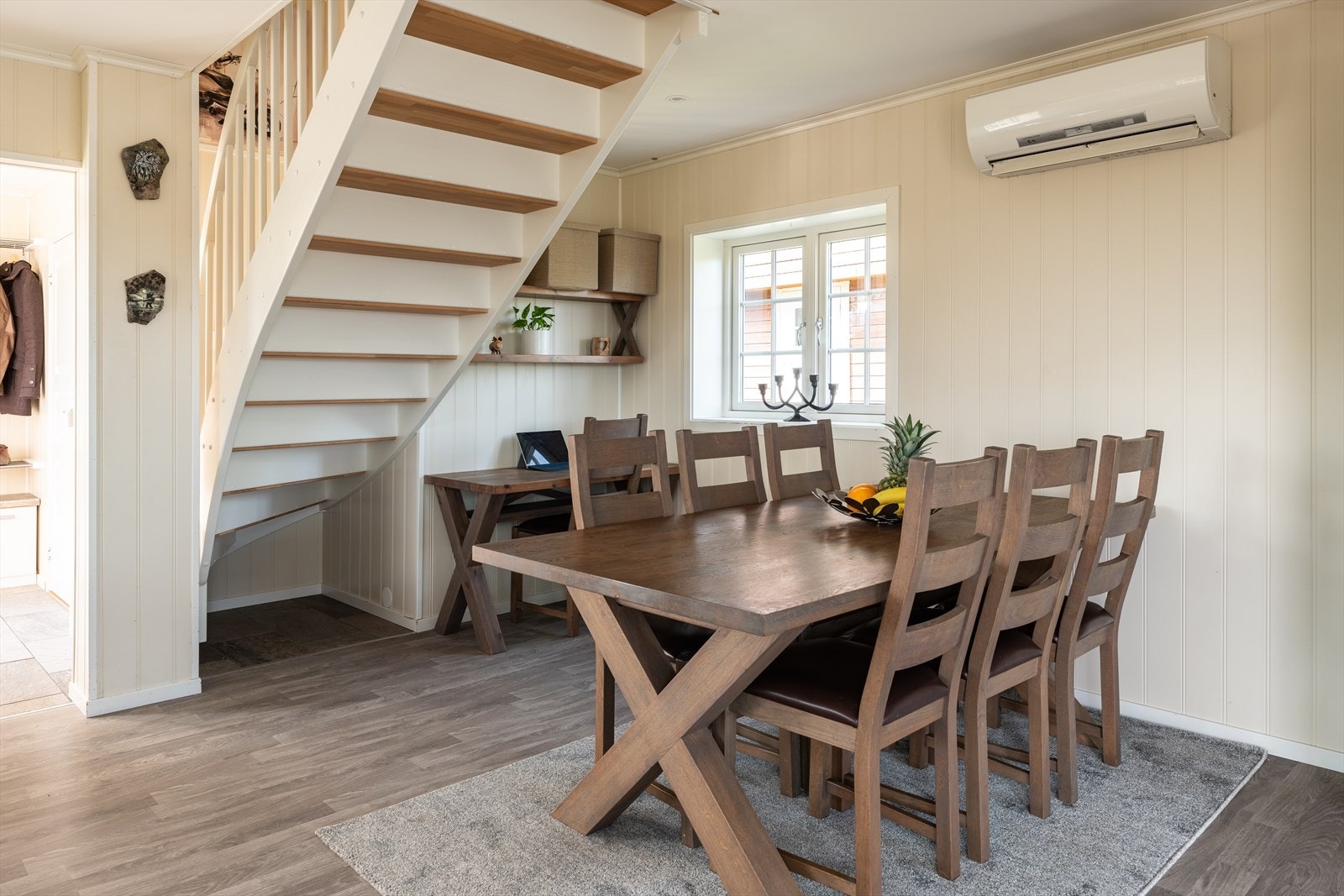 Boligen ble i 2010 påbygd, og store deler av boligen ble i den anledingen modernisert. Galleribilde